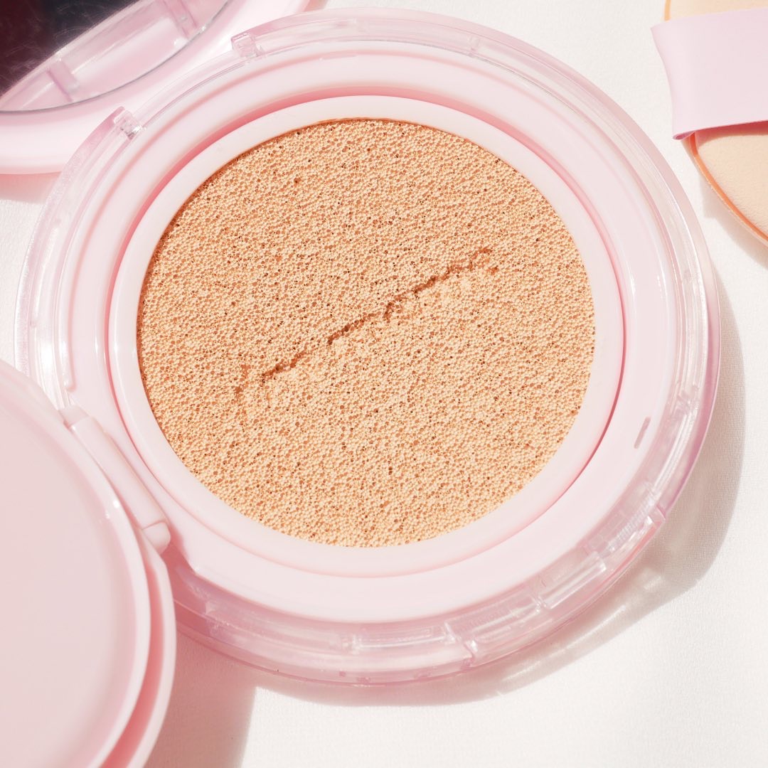 ワンダーベルベットラスティングクッション/i’m meme/クッションファンデーションを使ったクチコミ（2枚目）