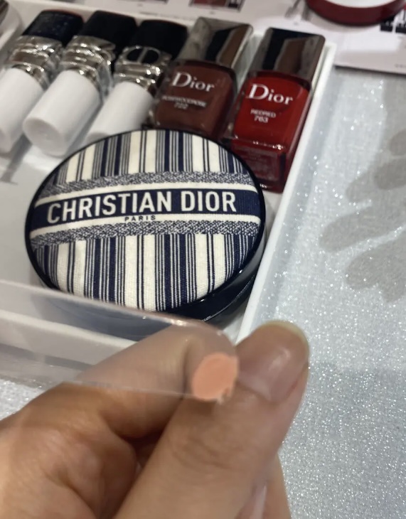 クレーム アブリコ/Dior/ネイル用品を使ったクチコミ（3枚目）