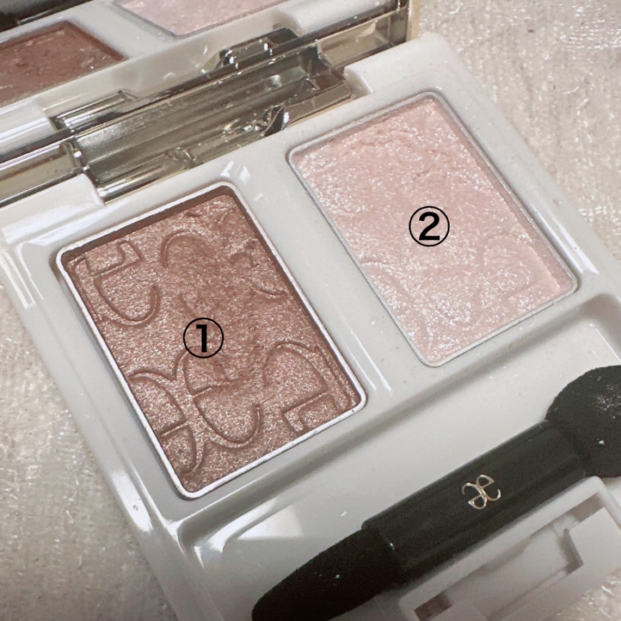 エレガンス エタンセル アルモニーアイズ/Elégance/アイシャドウパレットを使ったクチコミ（2枚目）