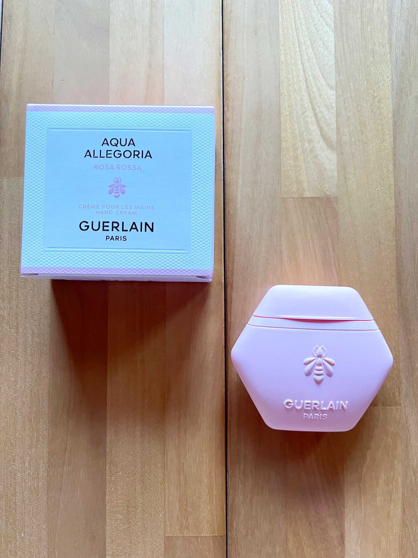 アクア アレゴリア ハンドクリーム ローザ ロッサ/GUERLAIN/ハンドクリームを使ったクチコミ(2枚目)