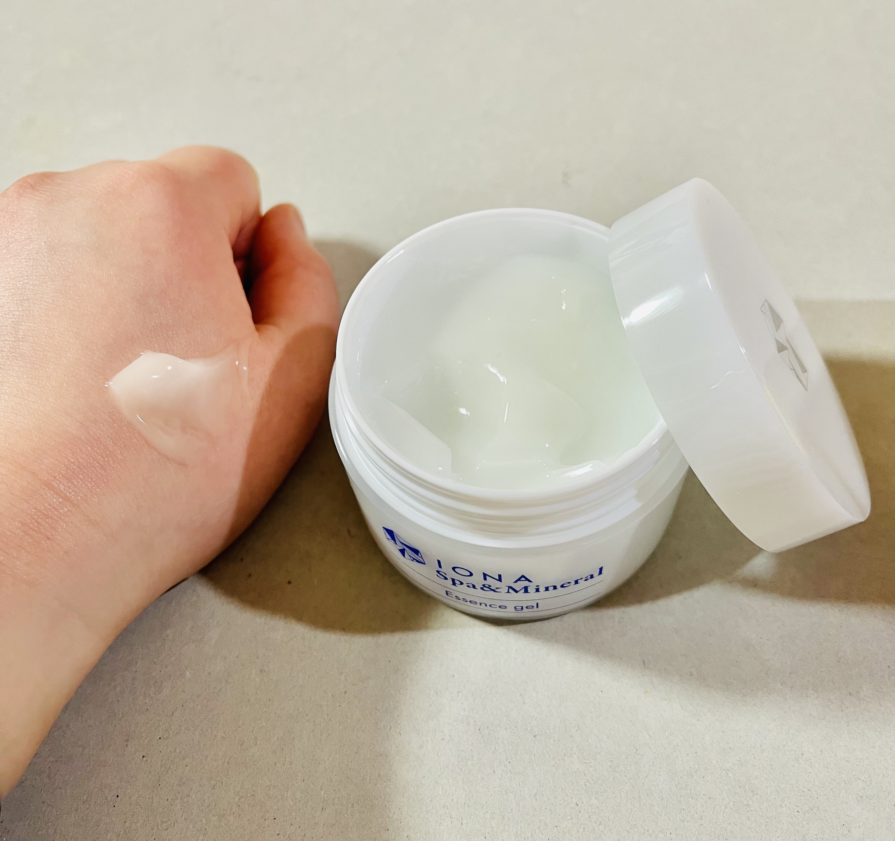 スパ＆ミネラル エッセンス ジェル/IONA/フェイスクリームを使ったクチコミ（1枚目）