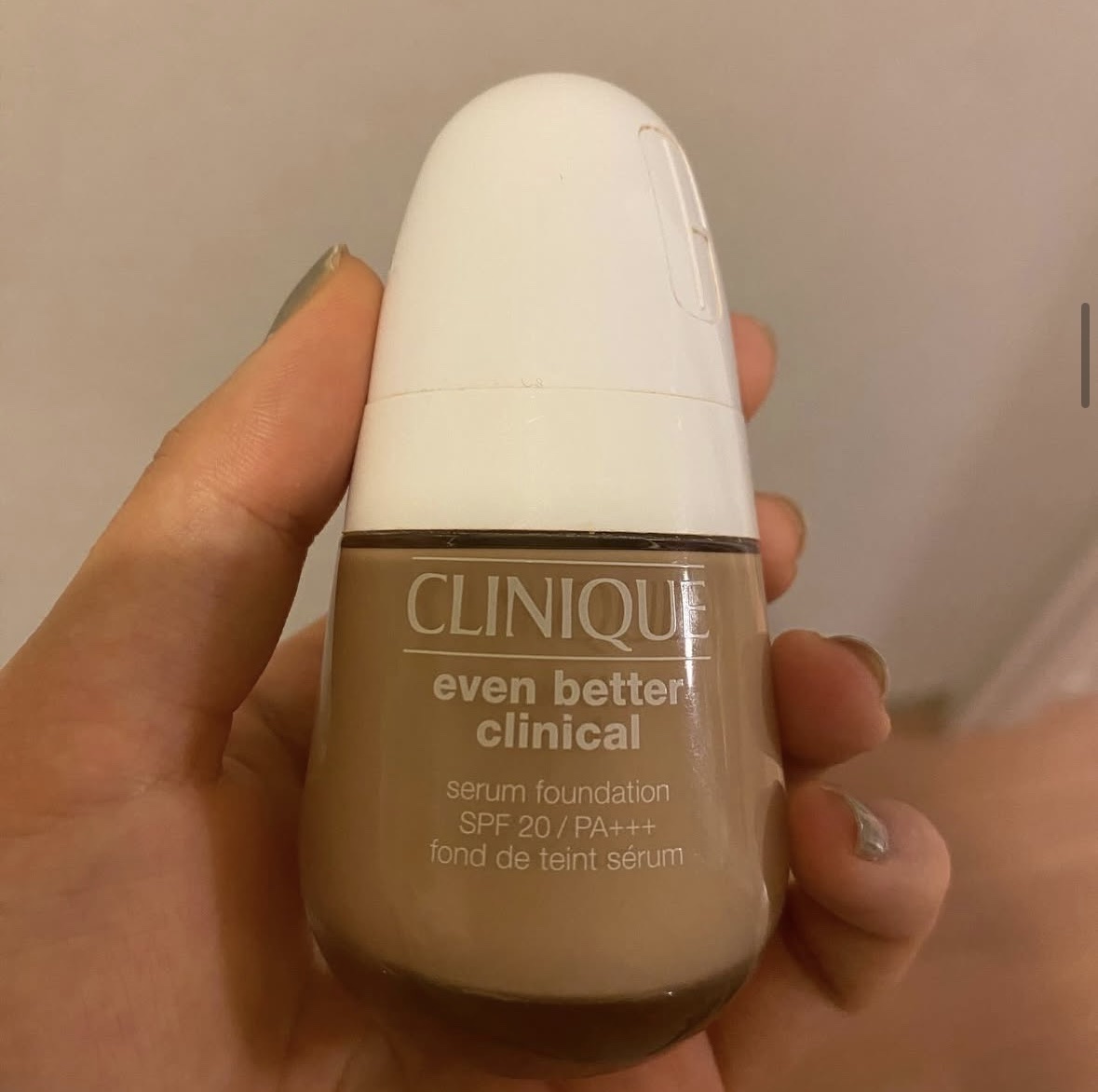 イーブン ベター ブライト セラム ファンデーション 20/CLINIQUE/リキッドファンデーションを使ったクチコミ（1枚目）