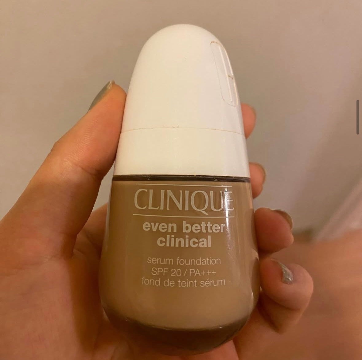イーブン ベター ブライト セラム ファンデーション 20/CLINIQUE/リキッドファンデーションを使ったクチコミ(1枚目)
