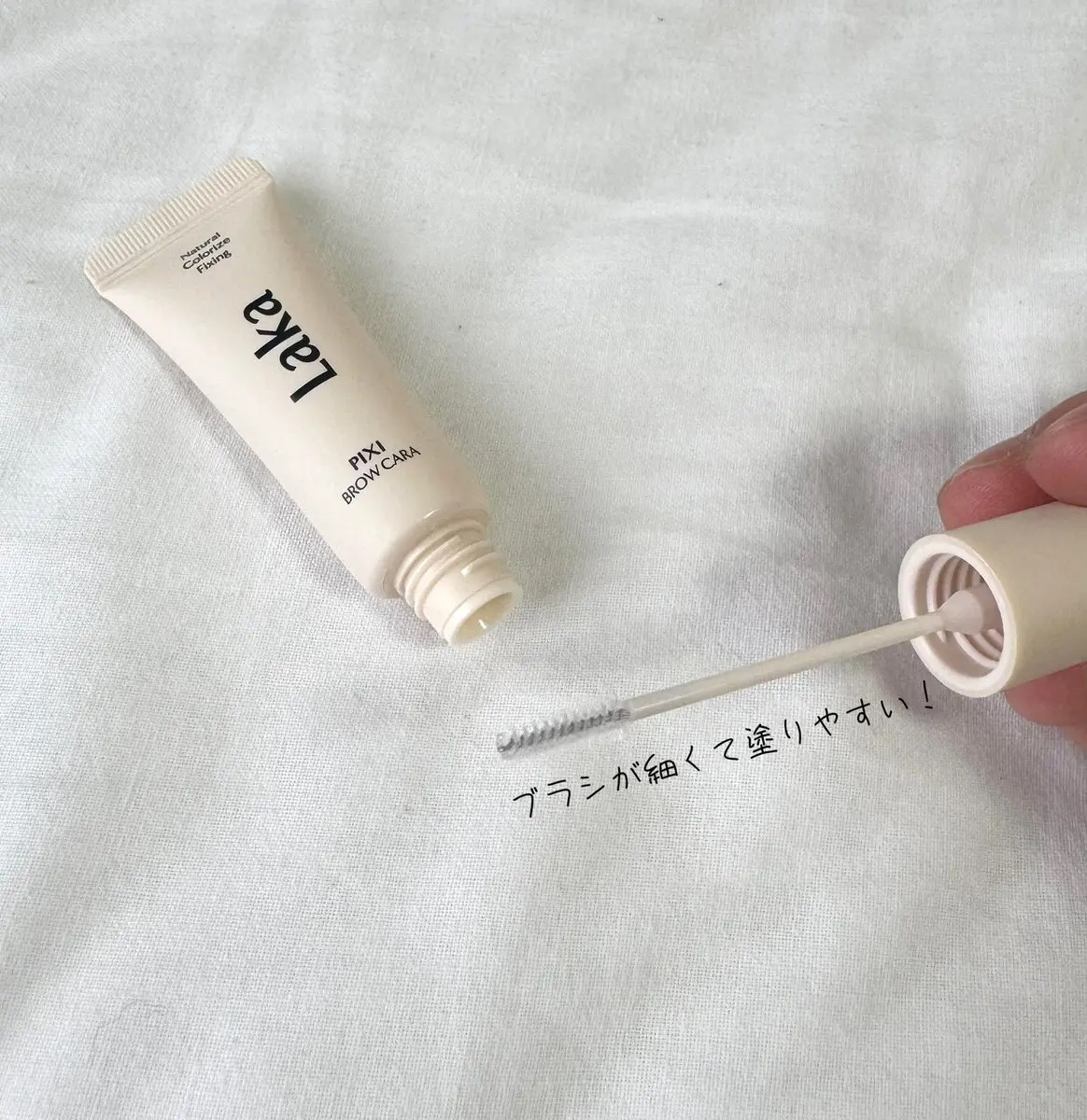 ラカ ピクシーブロウカラ/Laka/眉マスカラを使ったクチコミ（2枚目）