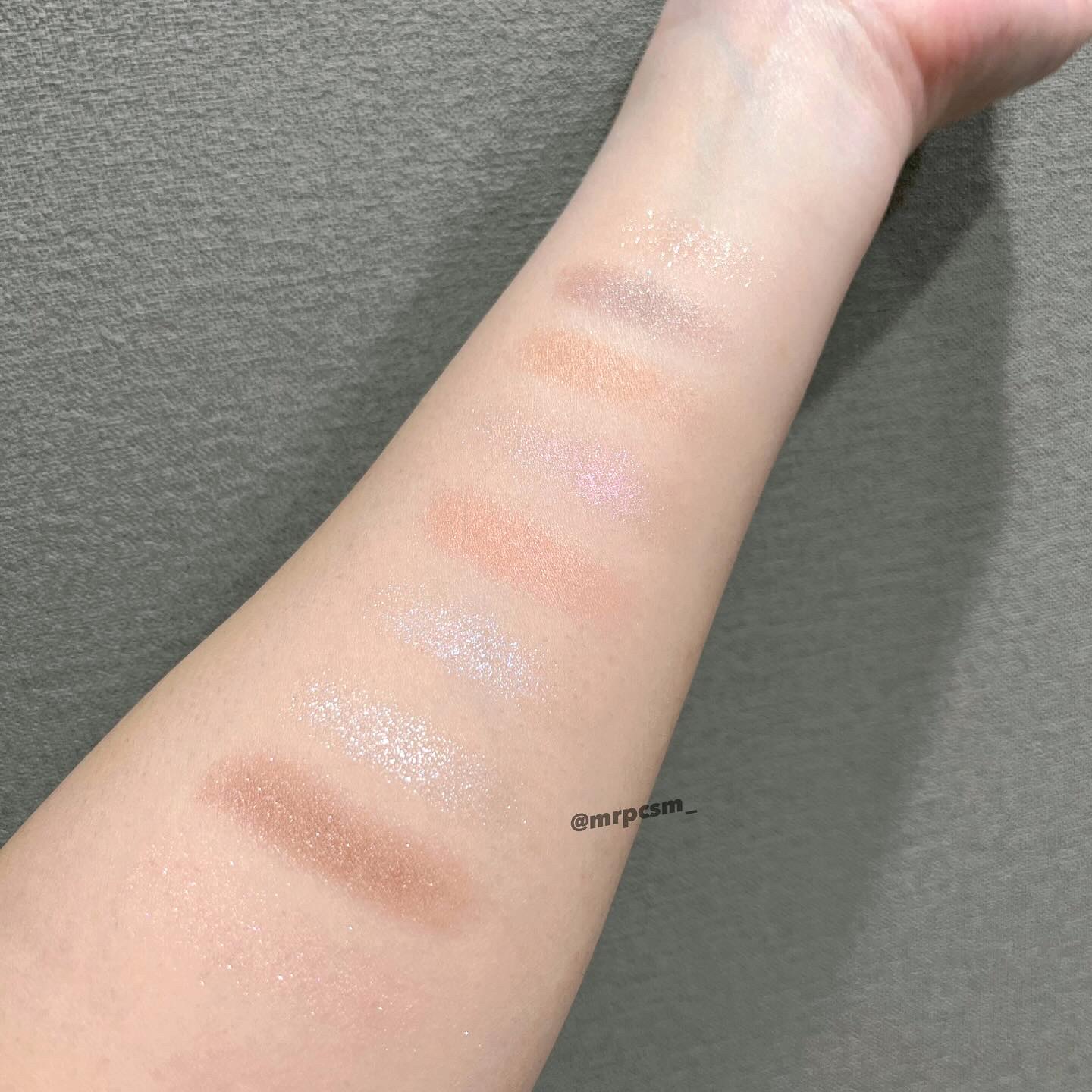 セルヴォーク エクスプレッシヴ アイズ/Celvoke/アイシャドウパレットを使ったクチコミ（3枚目）