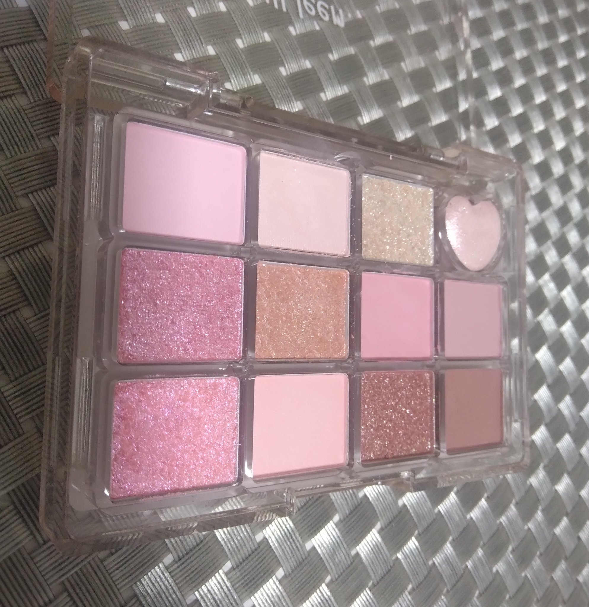 シャイニング12色ミニアイシャドウパレット/jill leen./アイシャドウパレットを使ったクチコミ（2枚目）