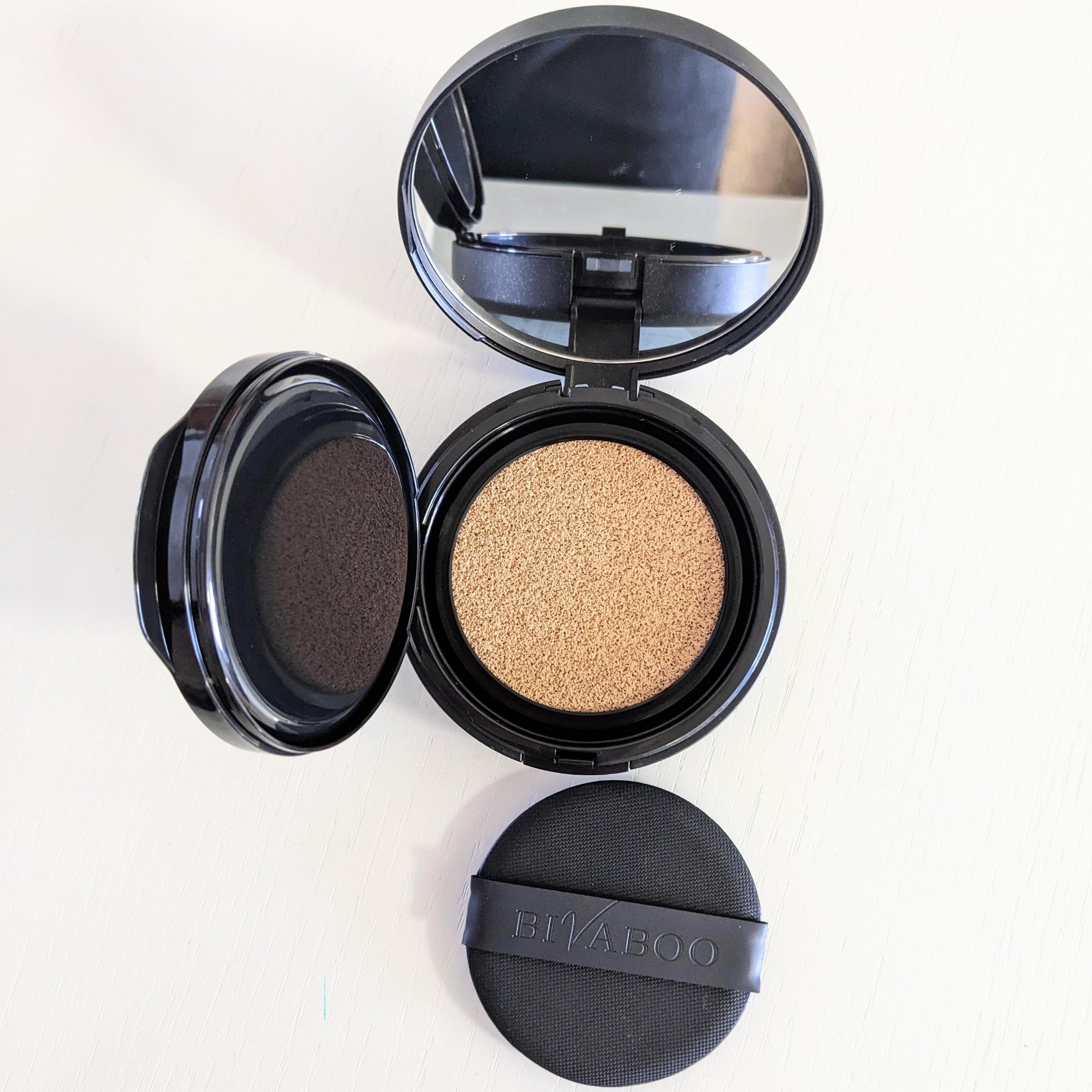 ベルベットジュエルクッション/BIVABOO/クッションファンデーションを使ったクチコミ（3枚目）