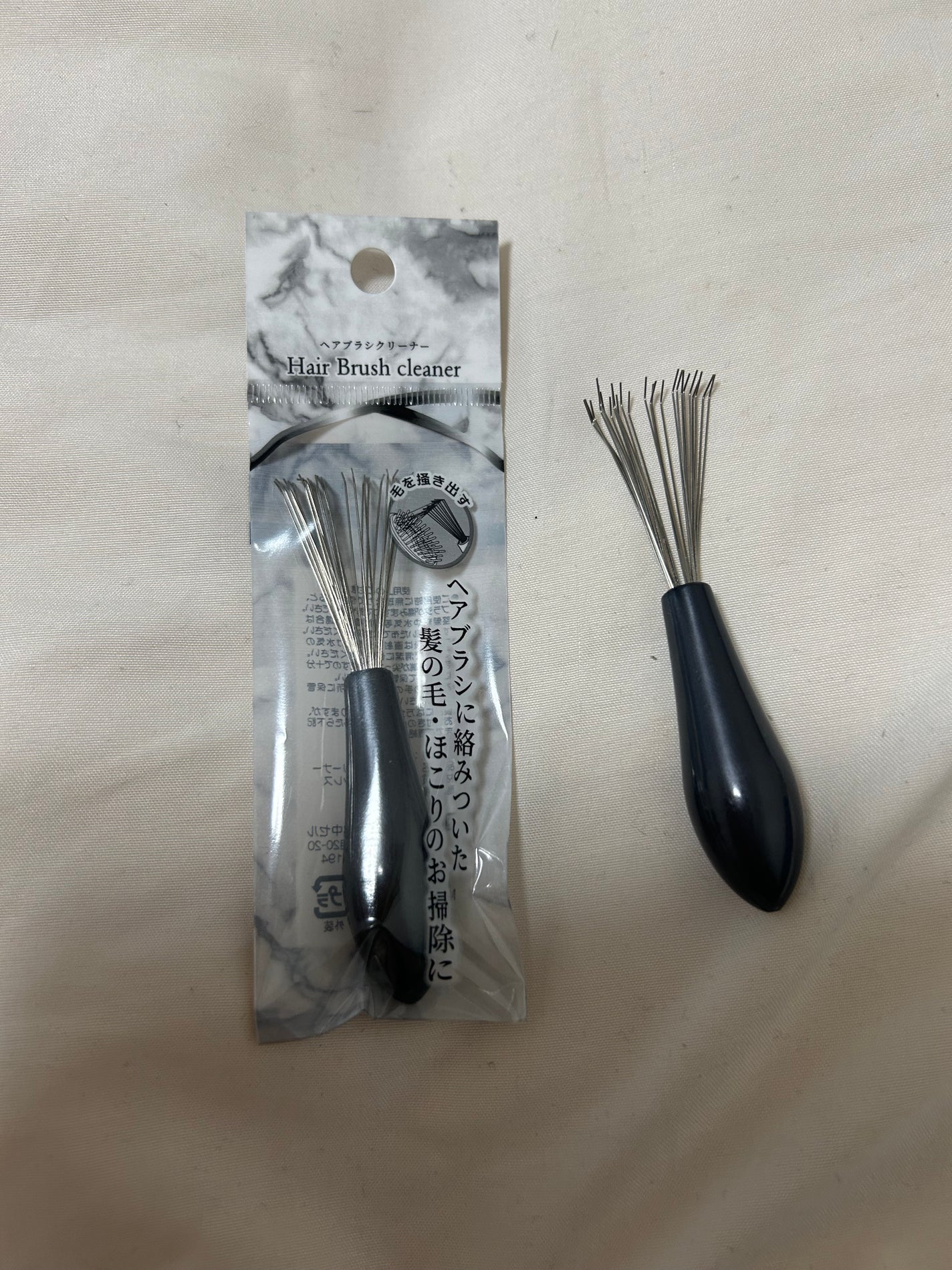 ヘアブラシクリーナー/セリア/ヘアケアグッズを使ったクチコミ(1枚目)
