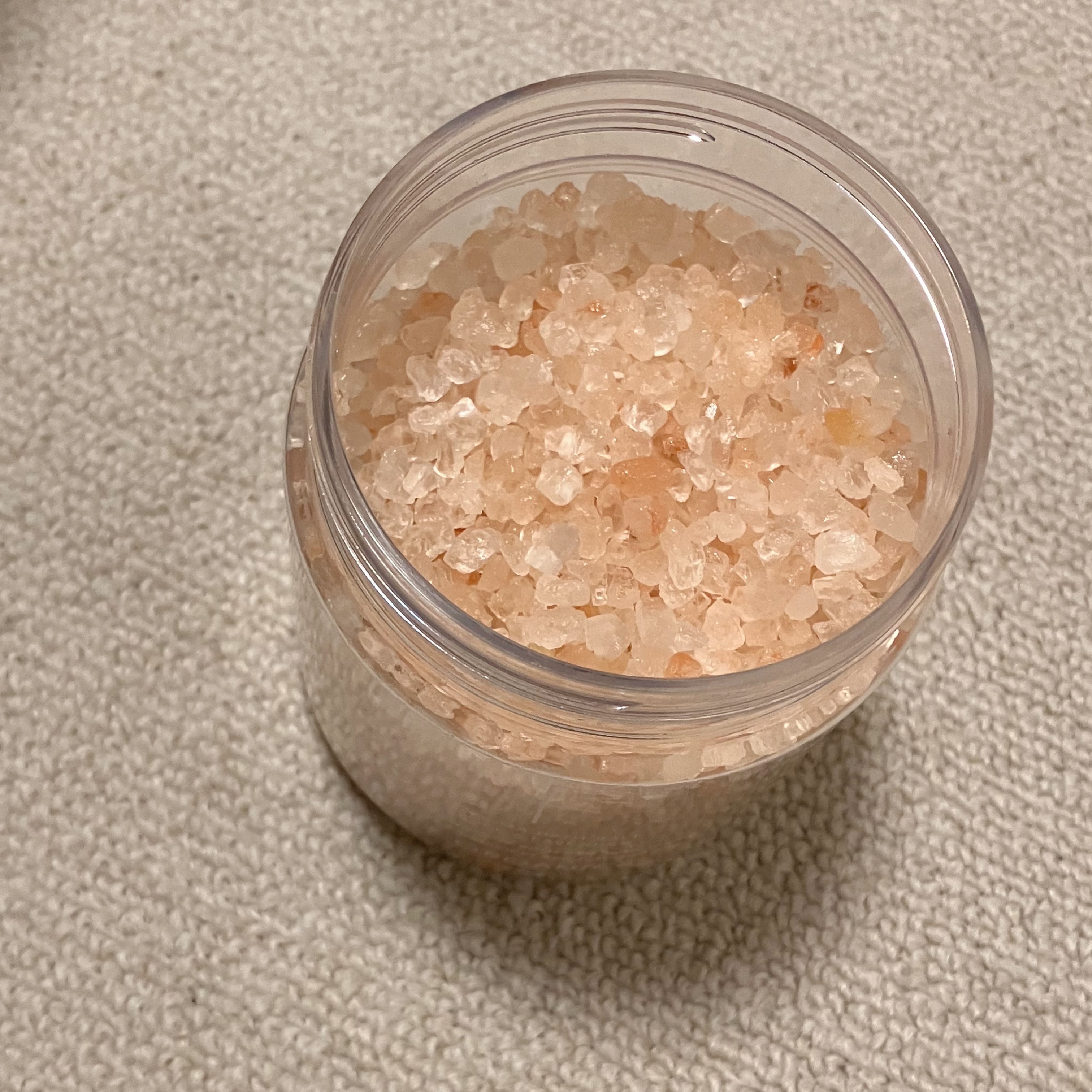 F organics(エッフェ オーガニック) バスソルト ローズ＆イランイランの香りのクチコミ「
biople様より夜のリラックスアイテム🌙
プレゼントキャンペーンで、
3つのコスメを頂きま.....」（2枚目）