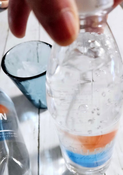 ゆめまるちゃん on LIPS 「ワイズ製薬から商品提供を頂きました。TURNSparkling..」(5枚目)