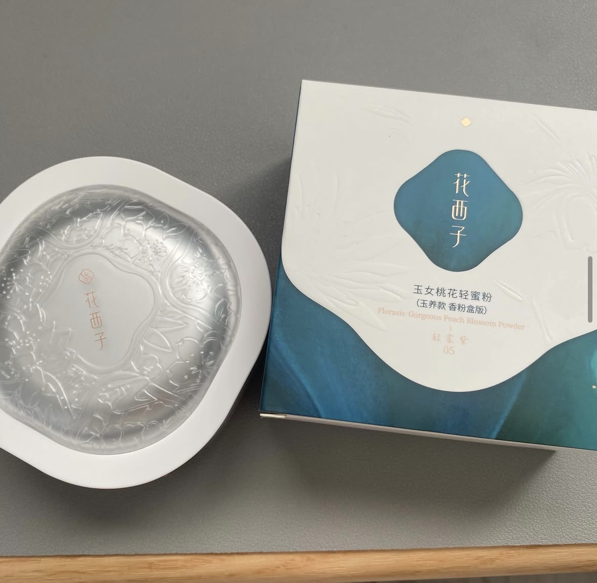 玉養桃花 ルースパウダー/花西子/ルースパウダーを使ったクチコミ（1枚目）