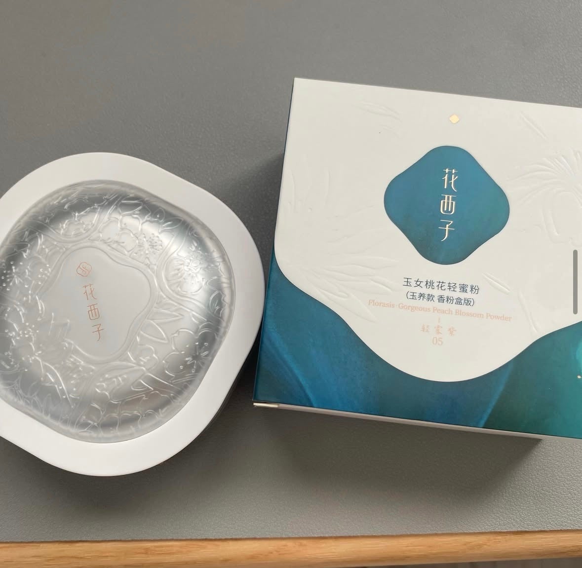 玉養桃花 ルースパウダー/花西子/ルースパウダーを使ったクチコミ(1枚目)