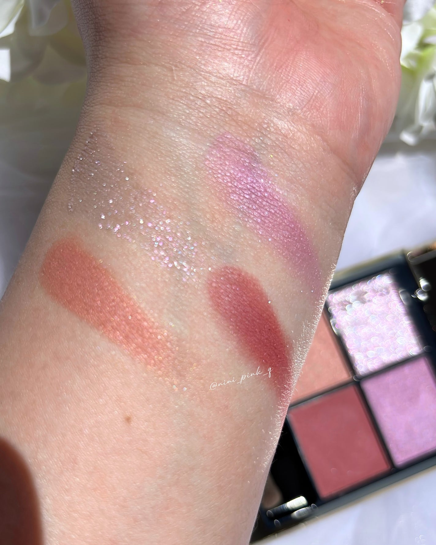 シグニチャー カラー アイズ/SUQQU/アイシャドウパレットを使ったクチコミ(4枚目)