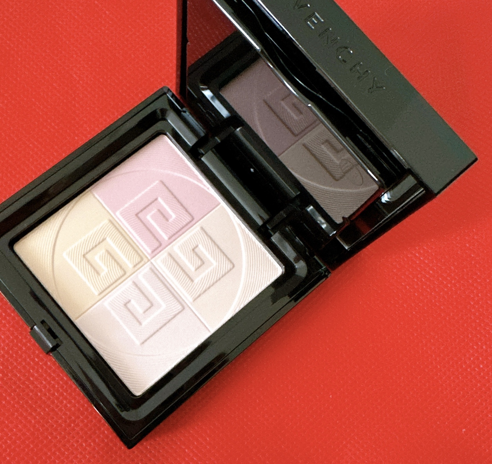 プリズム・リーブル・プレストパウダー	 No.3 ローズ・ヴェイル/GIVENCHY/プレストパウダーを使ったクチコミ（1枚目）