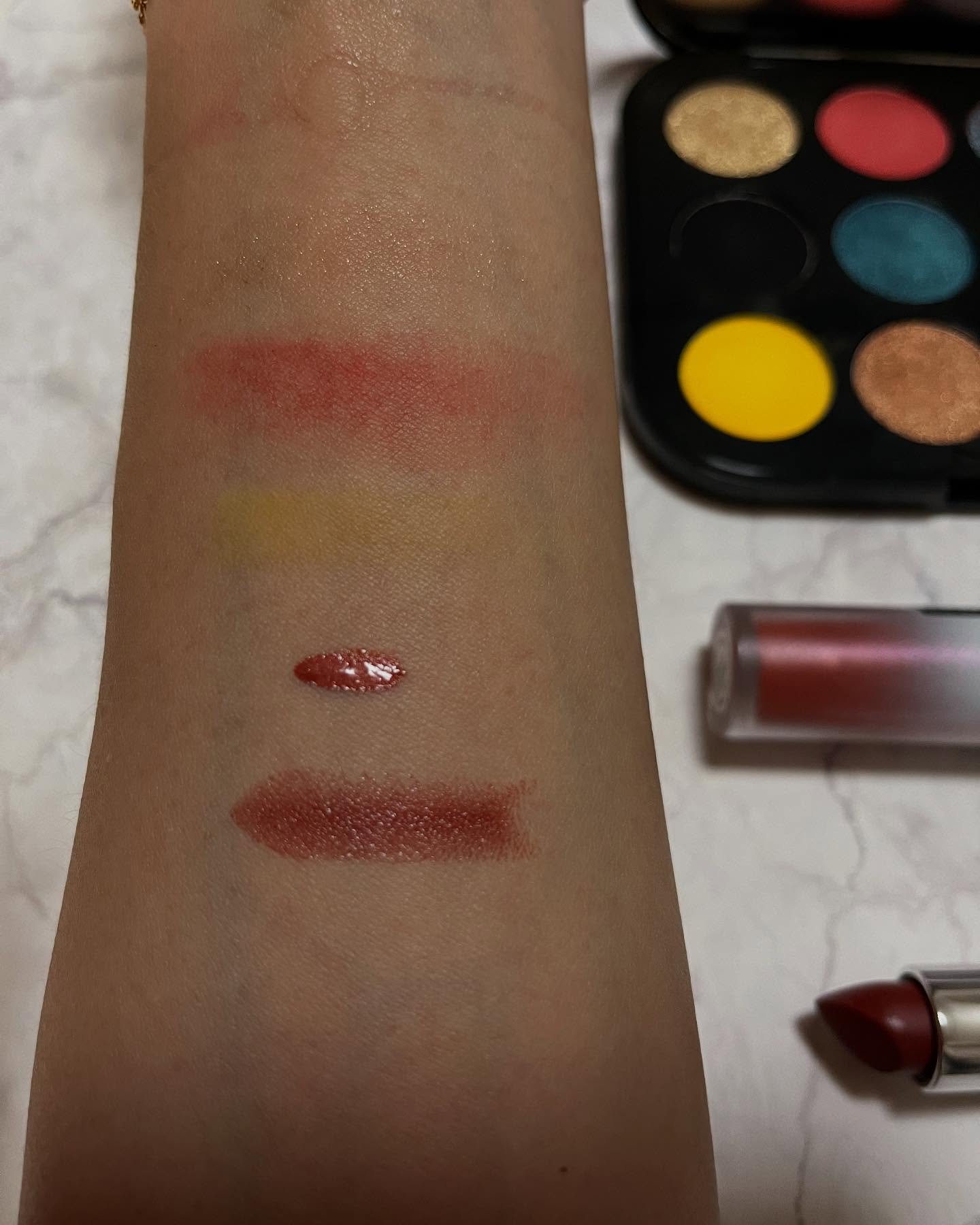 マキシマル スリーク サテン リップスティック/M・A・C/口紅を使ったクチコミ（2枚目）