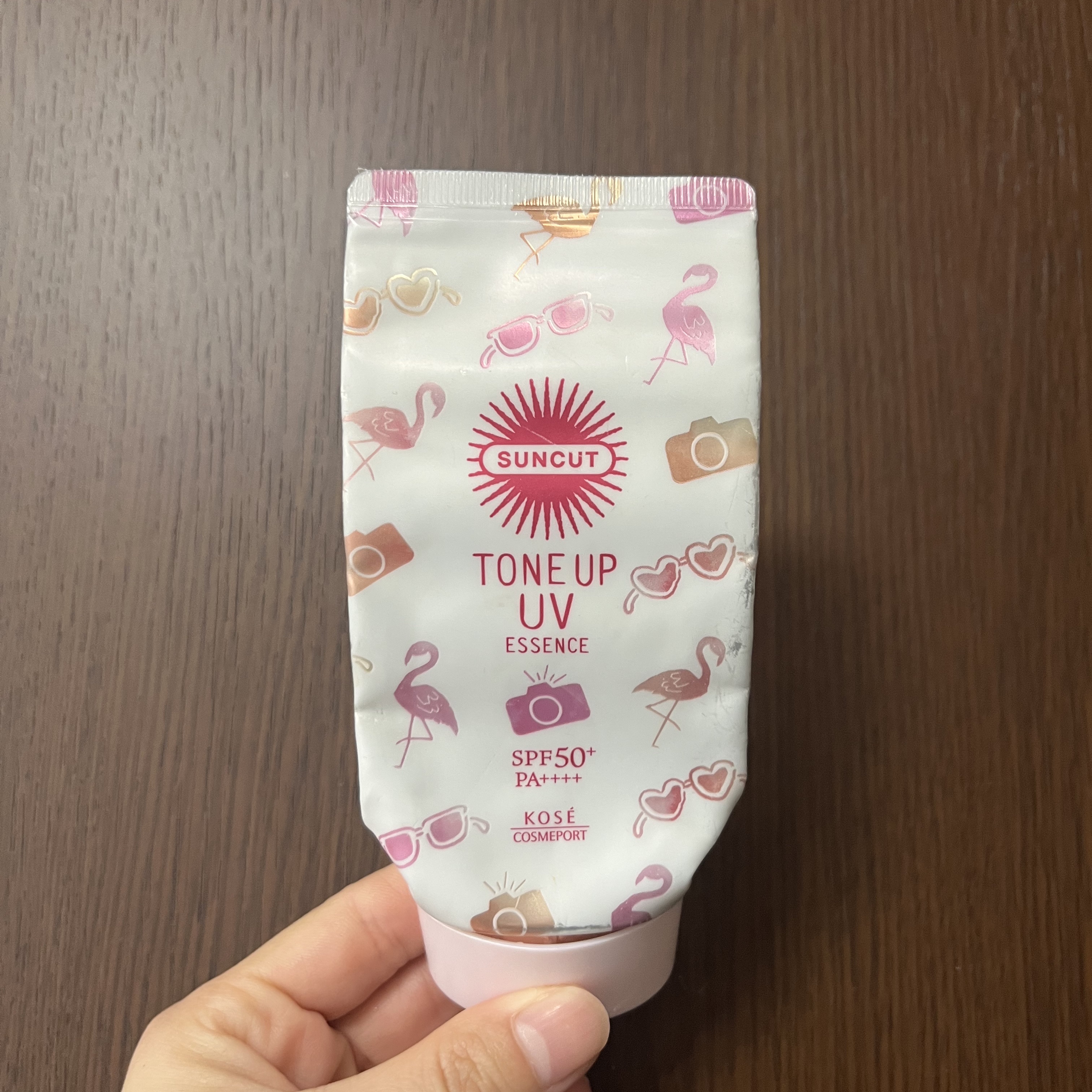 トーンアップUV エッセンス ピンクフラミンゴ/サンカット®/日焼け止めローションを使ったクチコミ（1枚目）