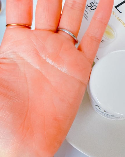 アリィー クロノビューティ UV ヘアカラーラスティング&スタイリング バーム/アリィー/ヘアバームを使ったクチコミ(4枚目)