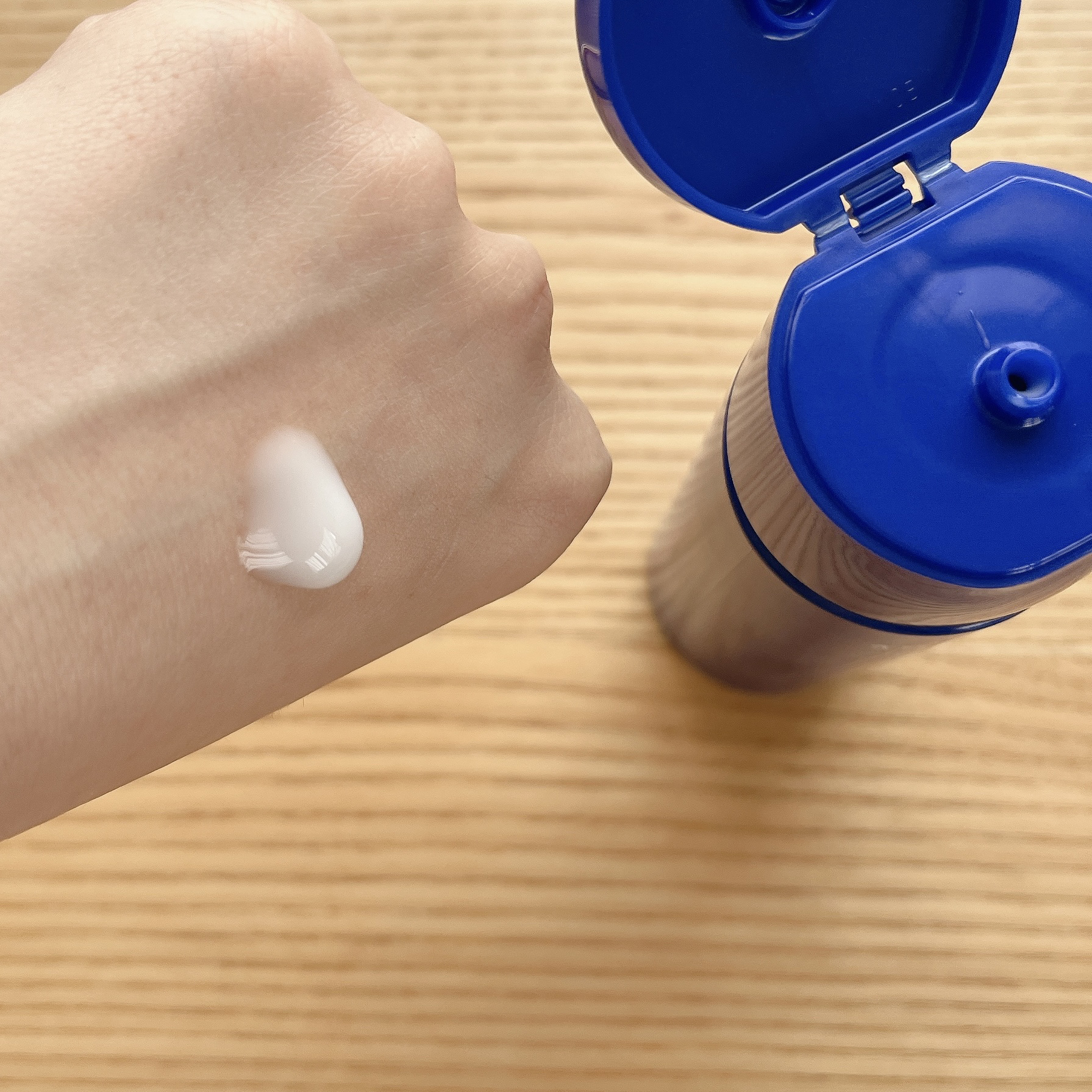 トリートメントミルク（ブライトニング） しっとり/アクアレーベル/乳液を使ったクチコミ（2枚目）