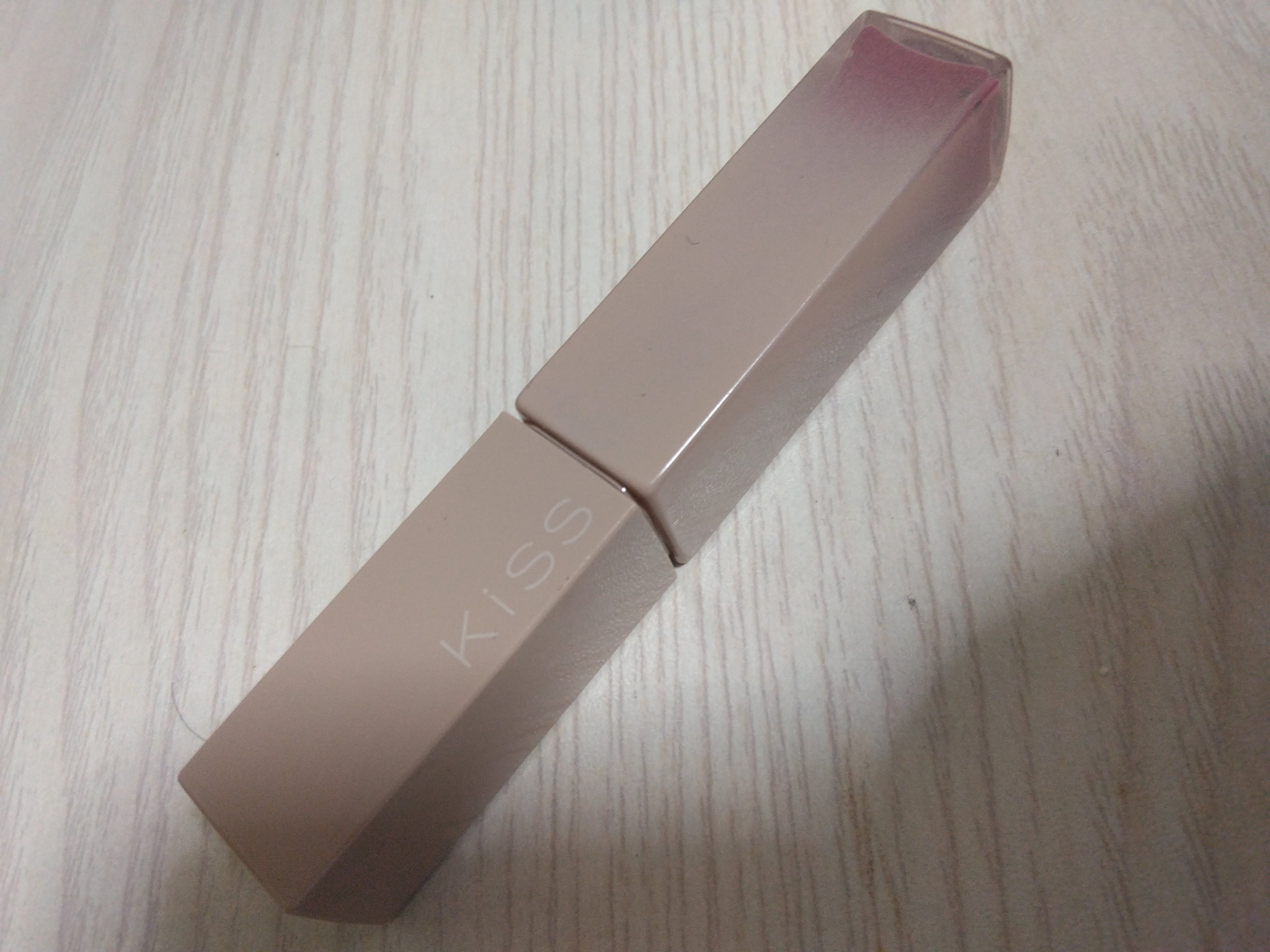 リップアーマー 11 強敵フローズンモーヴ/KiSS/口紅を使ったクチコミ（1枚目）