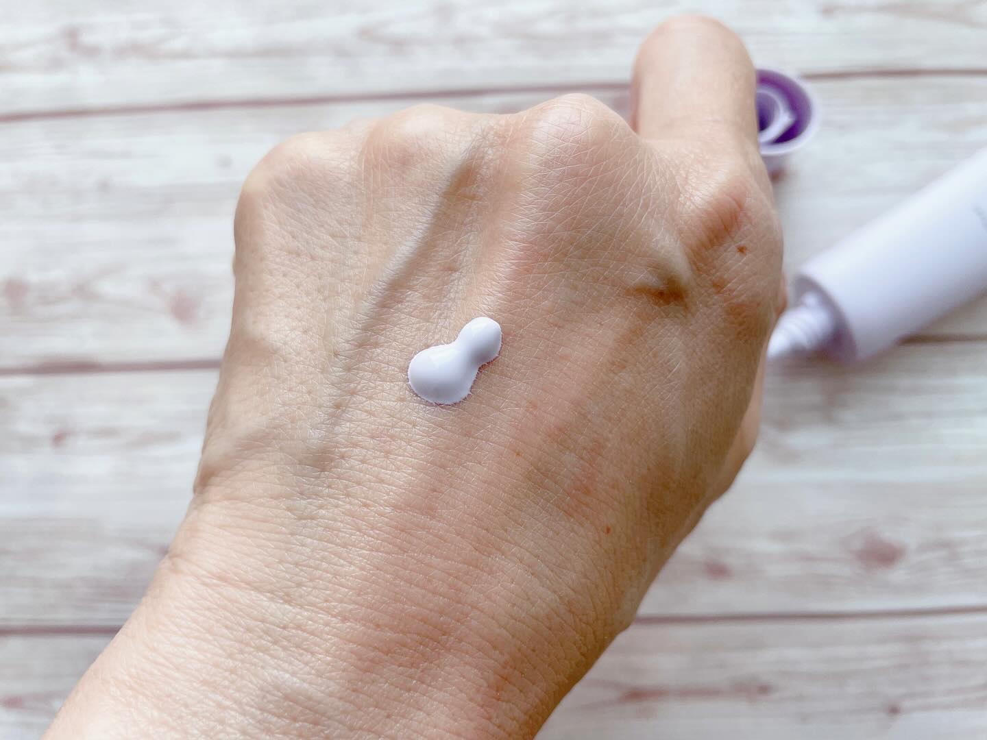 モイストラボ　トーンアップ下地/Moist Labo/化粧下地を使ったクチコミ（2枚目）