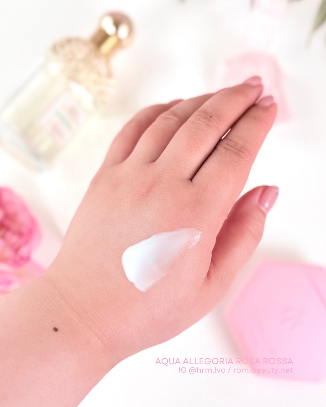 アクア アレゴリア ハンドクリーム ローザ ロッサ/GUERLAIN/ハンドクリームを使ったクチコミ(2枚目)