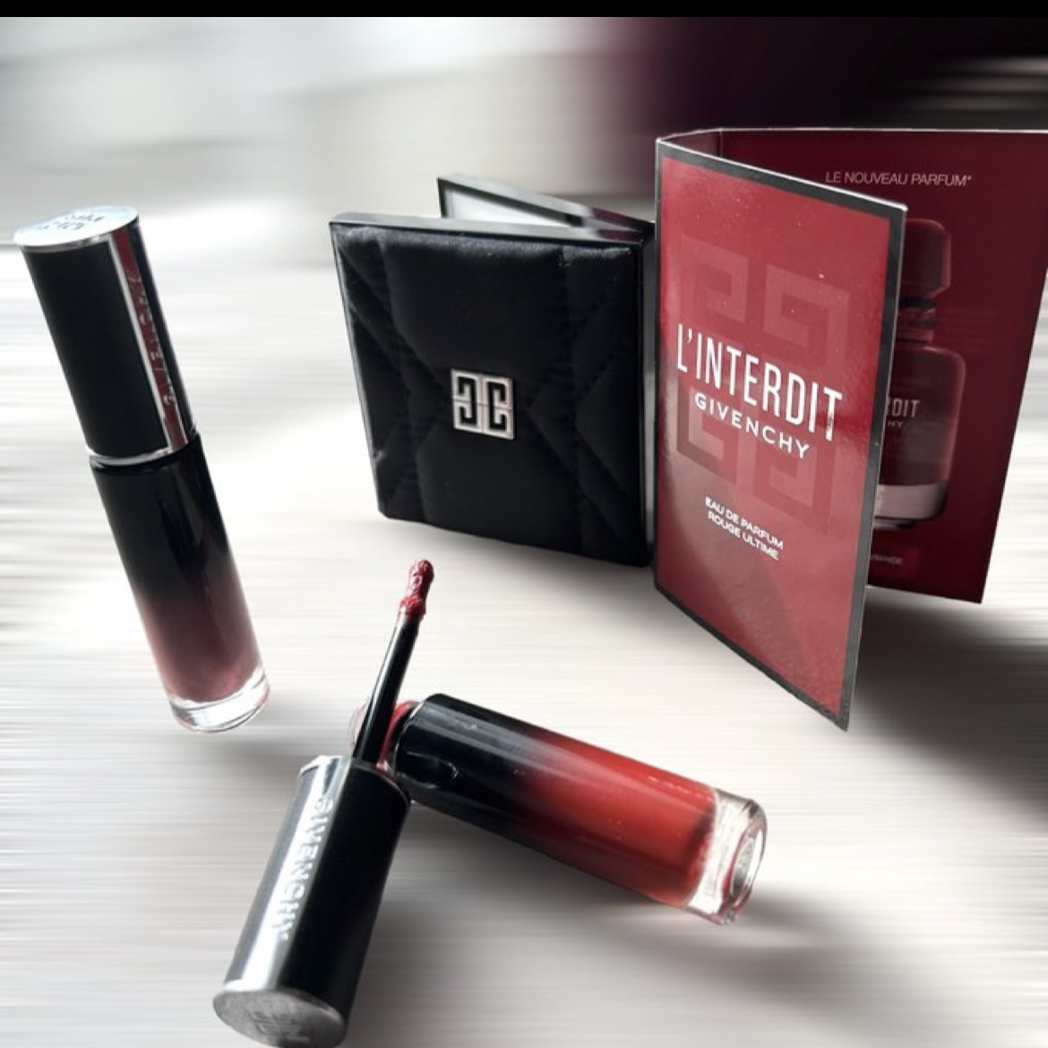 ルージュ・アンテルディ・クリーム・ベルベット/GIVENCHY/口紅を使ったクチコミ（2枚目）
