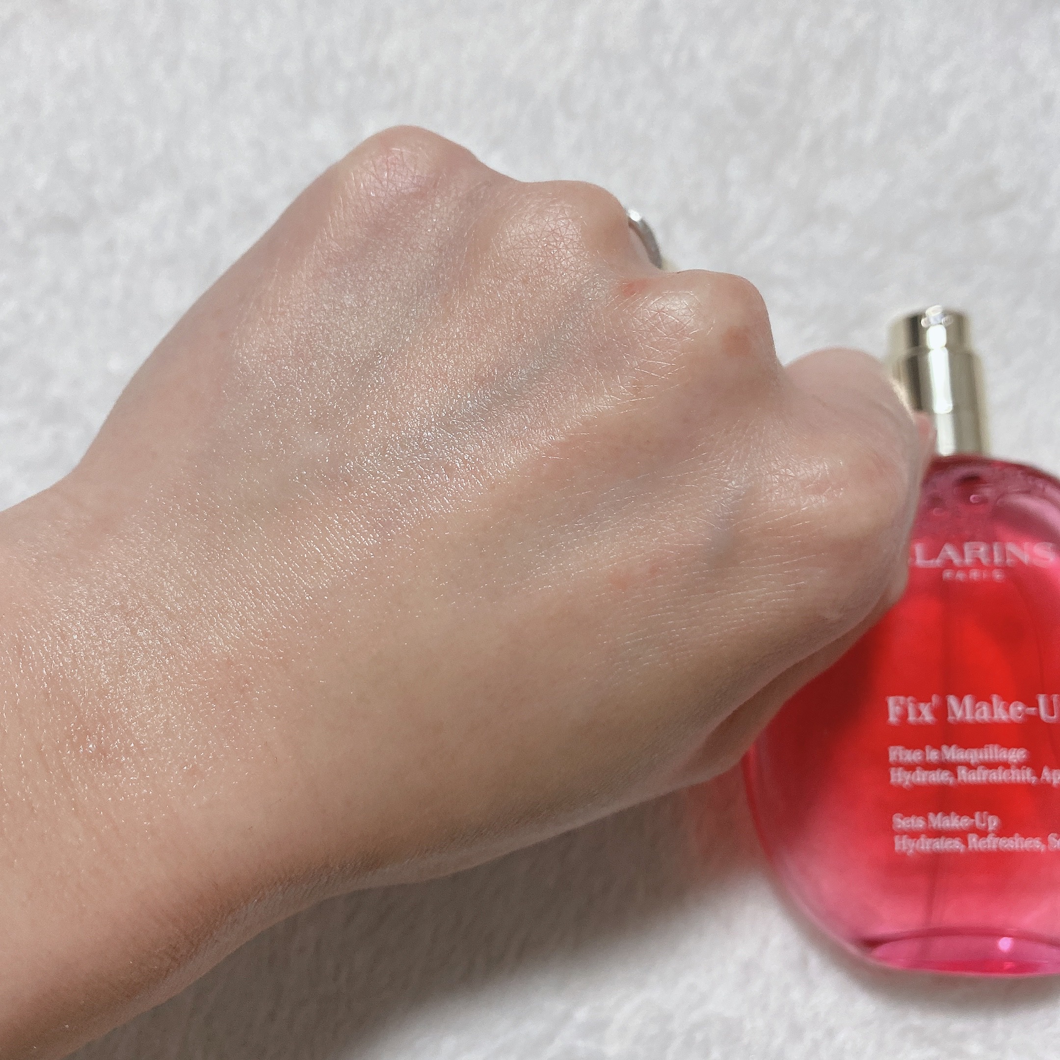 フィックス メイクアップ N/CLARINS/ミスト状化粧水を使ったクチコミ（3枚目）