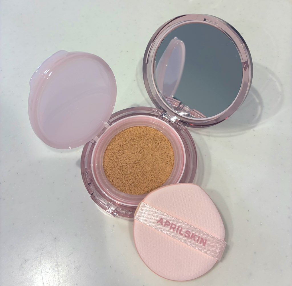 ヒーロークッション＋レフィルセット/APRILSKIN/クッションファンデーションを使ったクチコミ（2枚目）