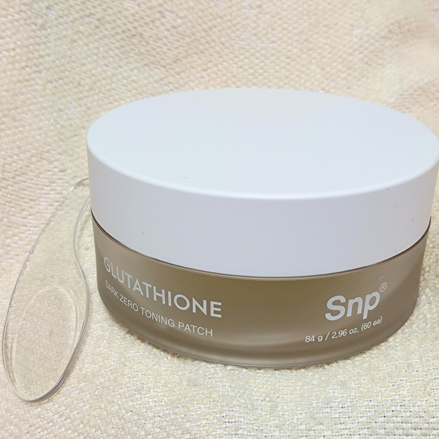 グルタチオン光彩白玉パッチ/SNP/アイケア・アイクリームを使ったクチコミ(3枚目)