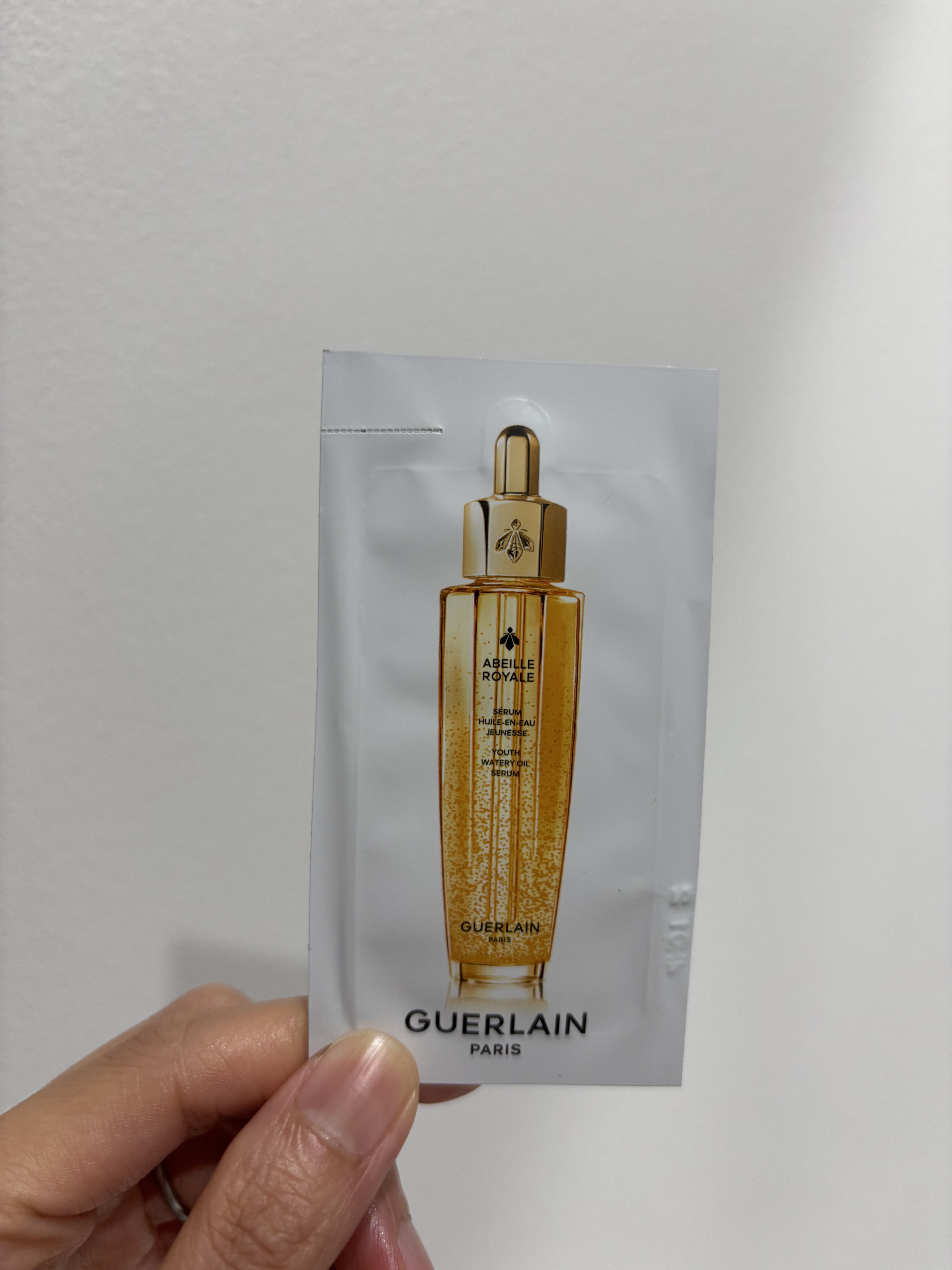 アベイユ ロイヤル ウォータリー オイル セロム/GUERLAIN/美容液を使ったクチコミ（1枚目）