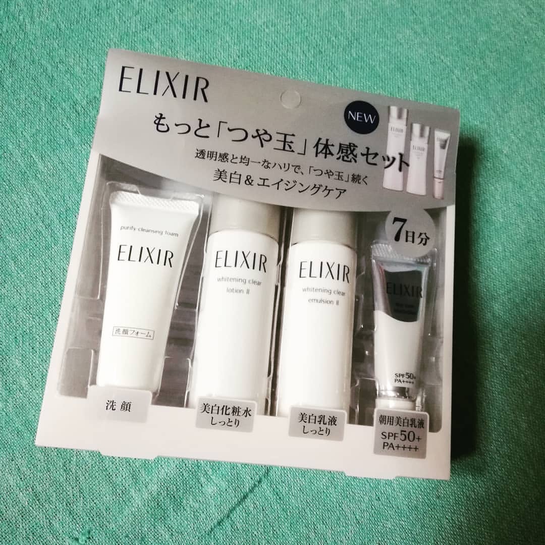 エリクシール エリクシールホワイト  もっと「つや玉」体感セット(美白&エイジングケア) Tのクチコミ「


エリクシールホワイトの大歓迎セット😉

毛穴が目立たなくなれば良いなー。

使いやすいか.....」（1枚目）