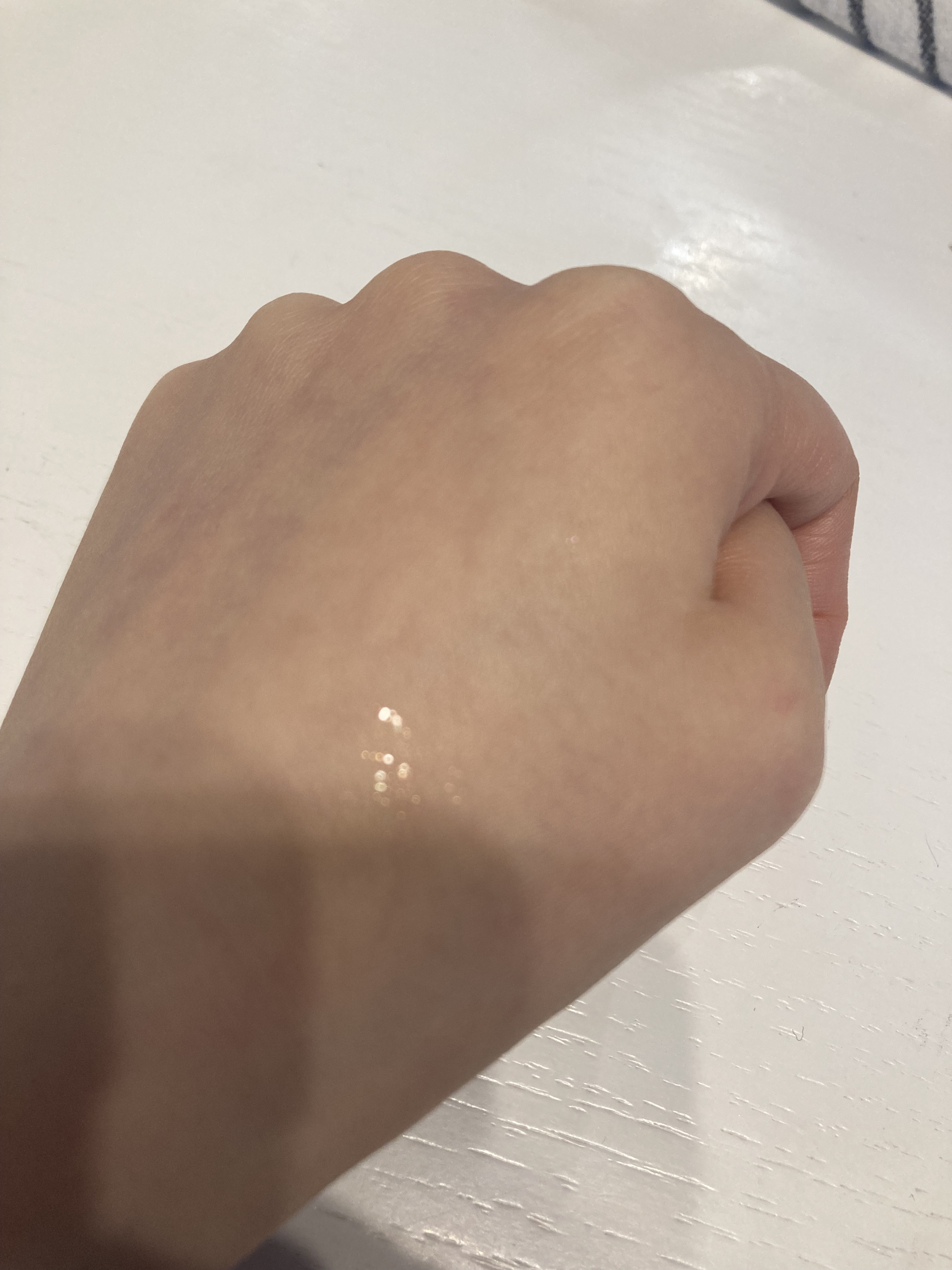 グリッター イルミネーションライナー R 01 ピンクベージュ/CipiCipi/リキッドアイライナーを使ったクチコミ（2枚目）