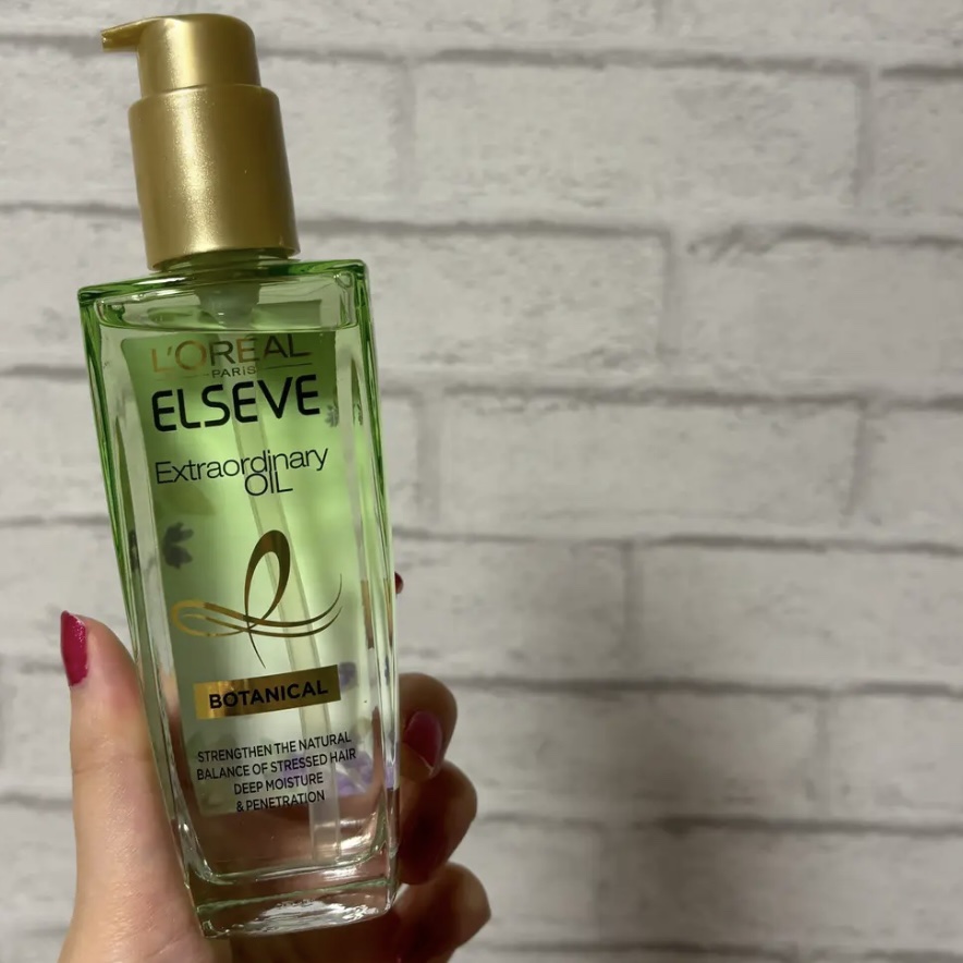 ロレアル パリ エクストラオーディナリーオイル ボタニカルオイルのクチコミ「\\ ロレアル パリ エクストラオーディナリーオイル ボタニカルオイル //

♡ ┈ ┈ ┈.....」（1枚目）