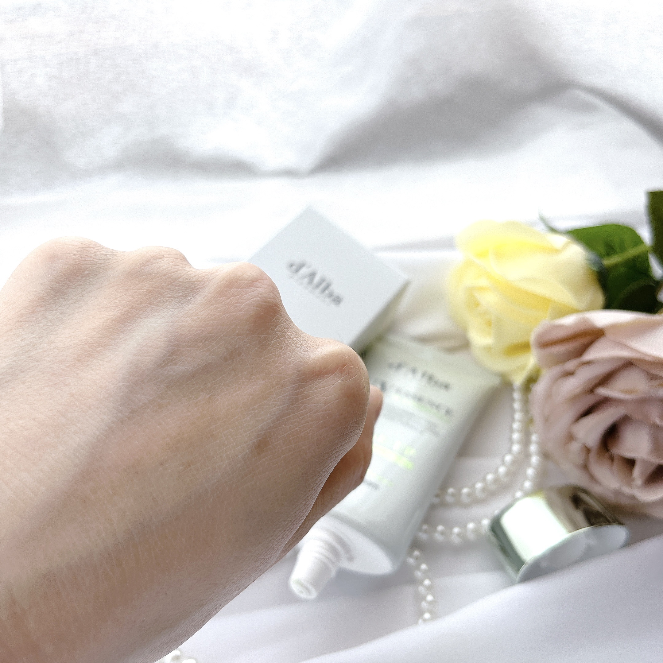 クリーンティーツリーリポソームトーンアップサンクリーム（グリーン）/ダルバ/日焼け止めクリームを使ったクチコミ（3枚目）