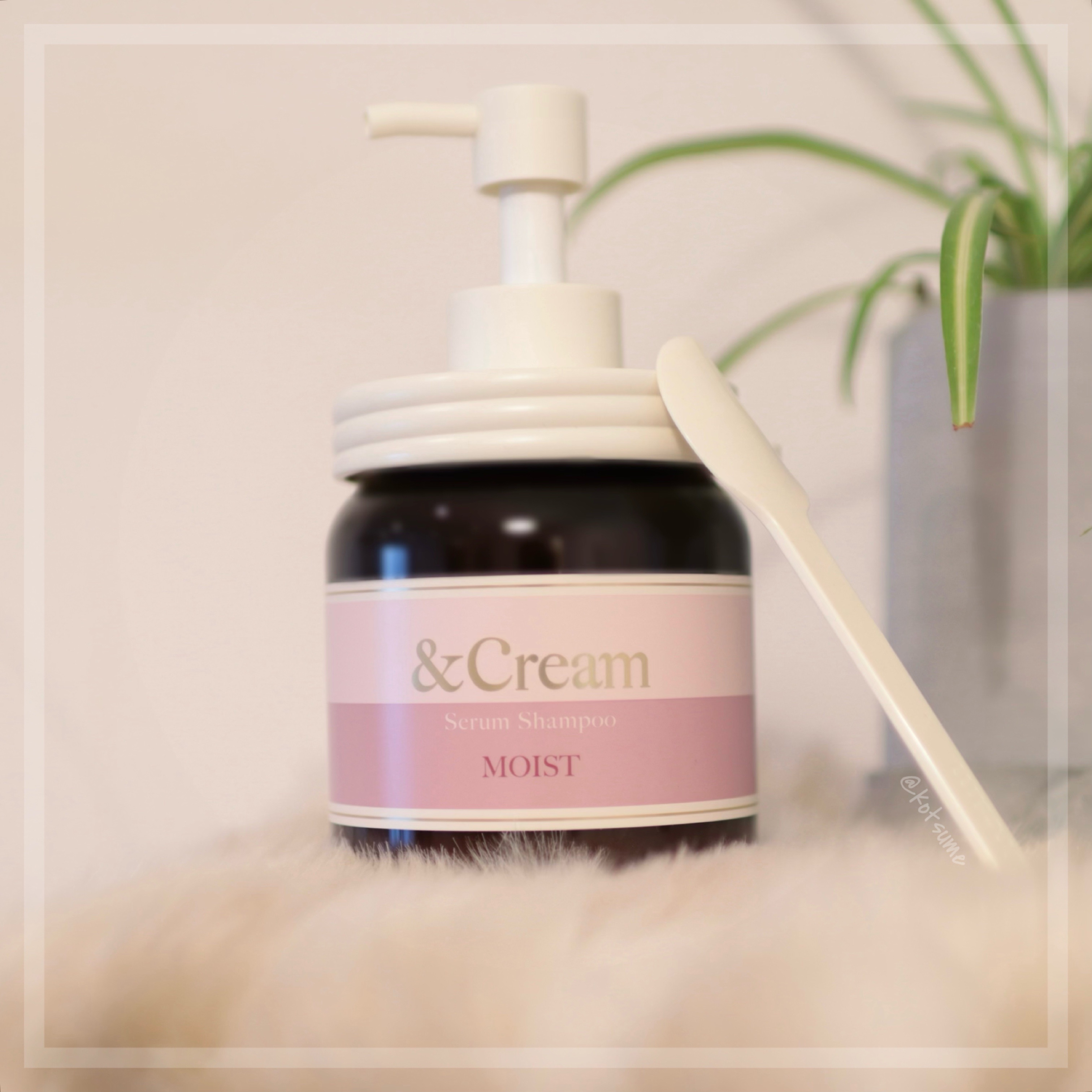 アンドクリームさまからいただきました

✴︎ ✴︎ ✴︎ ︎✴︎ ✴︎ ✴︎ ✴︎ ✴︎

アンドクリーム
セラムシャンプー モイスト

✴︎ ✴︎ ✴︎ ︎✴︎ ✴︎ ✴︎ ✴︎ ✴︎

新感覚のシャンプーでちょっと驚き🫢

個人的にシ