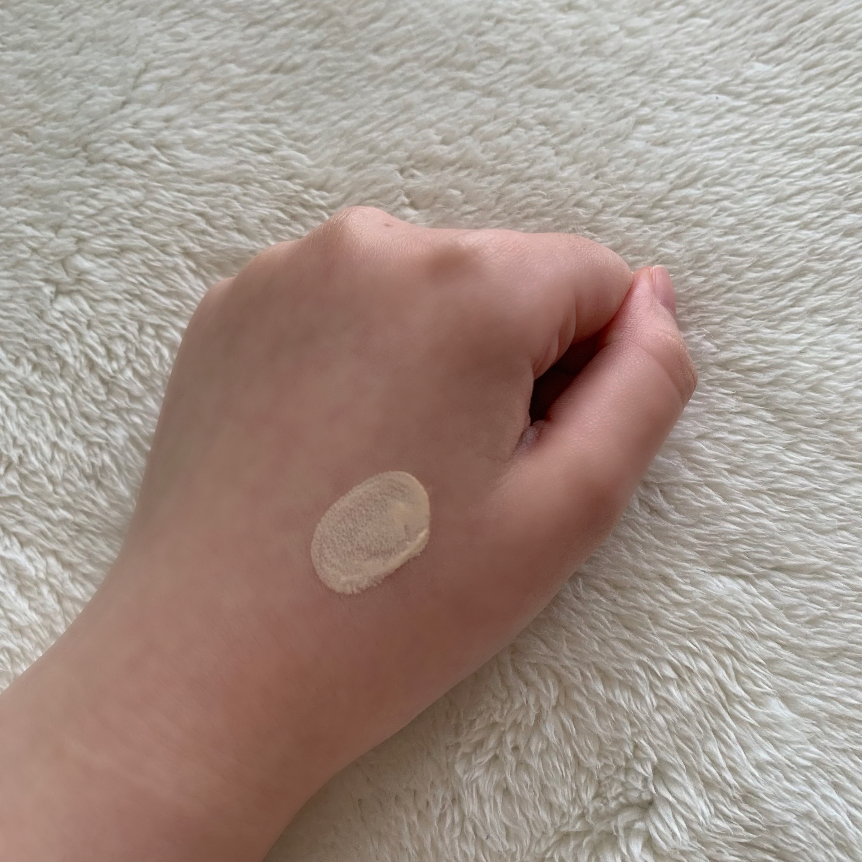 乾燥さん 保湿力スキンケア下地 カバータイプ/乾燥さん/化粧下地を使ったクチコミ（2枚目）