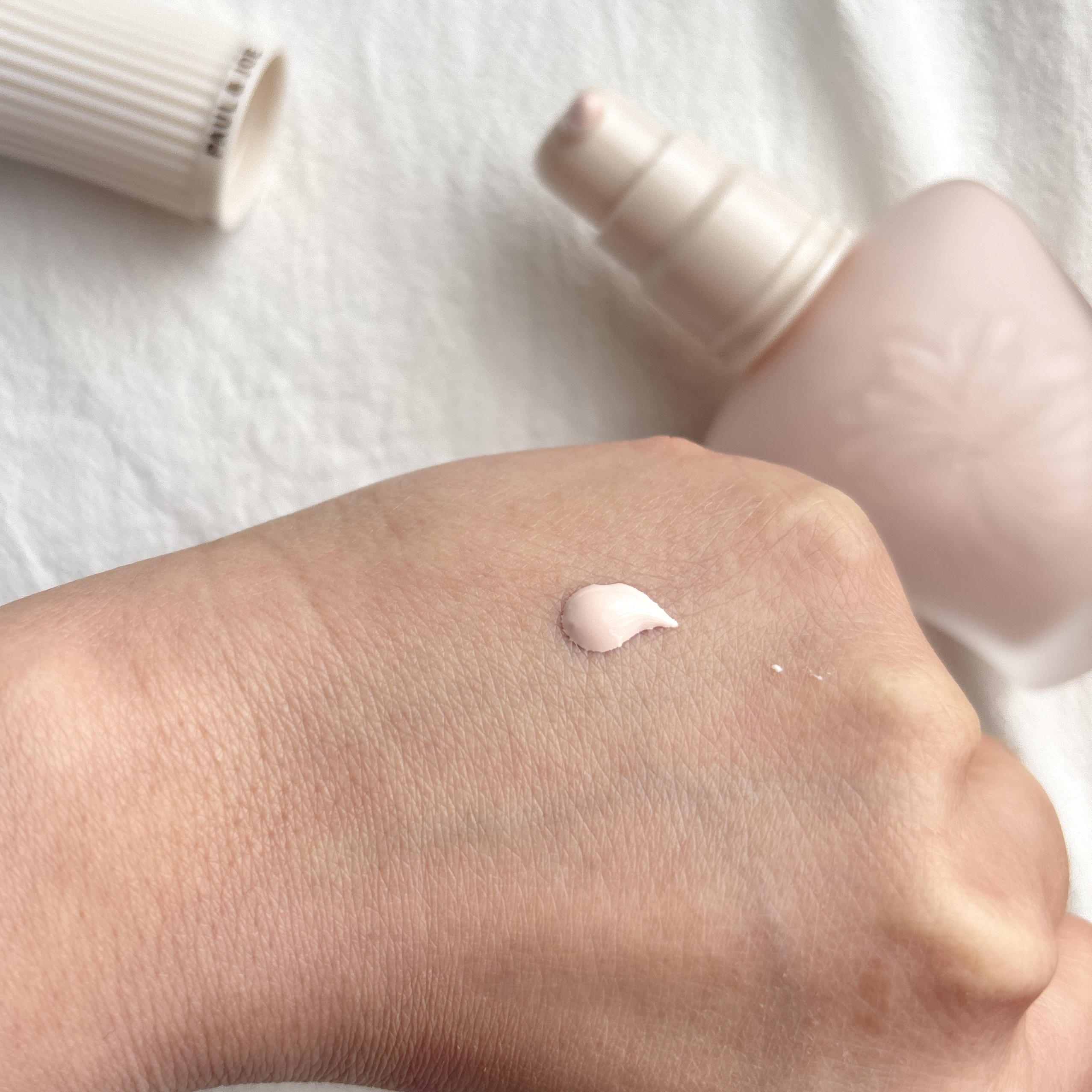 コンシーラー/PAUL & JOE BEAUTE/リキッドコンシーラーを使ったクチコミ（2枚目）