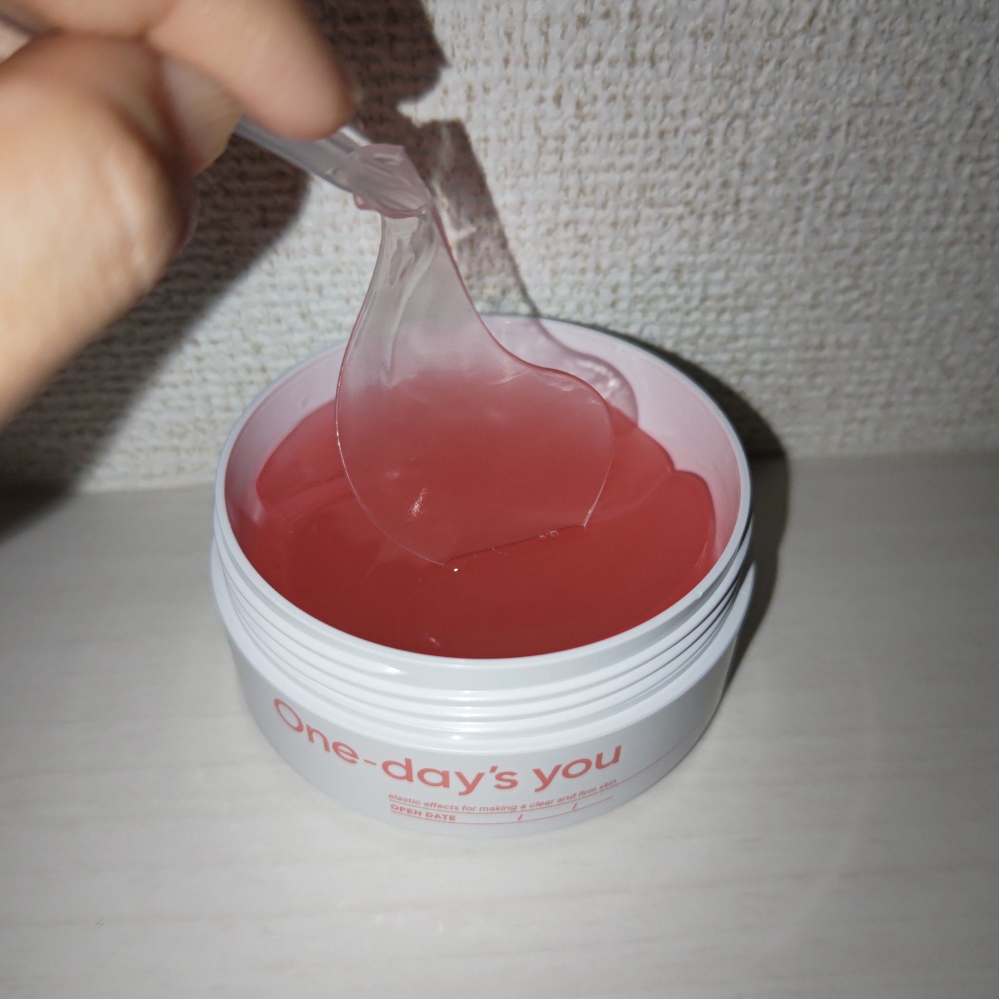 コラーゲンハイドロゲルアイパッチ/One-day's you/アイケア・アイクリームを使ったクチコミ（2枚目）