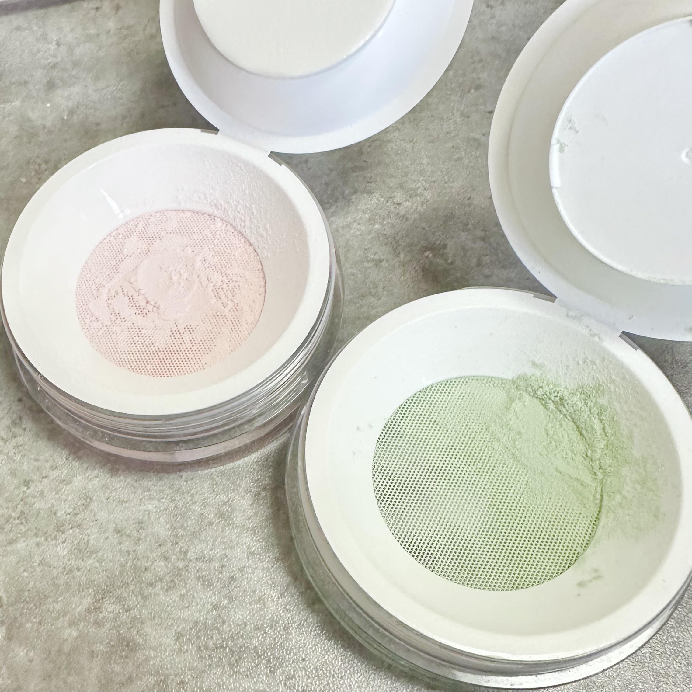 トランスルーセントセットフィニッシングパウダー/TFIT/ルースパウダーを使ったクチコミ（2枚目）