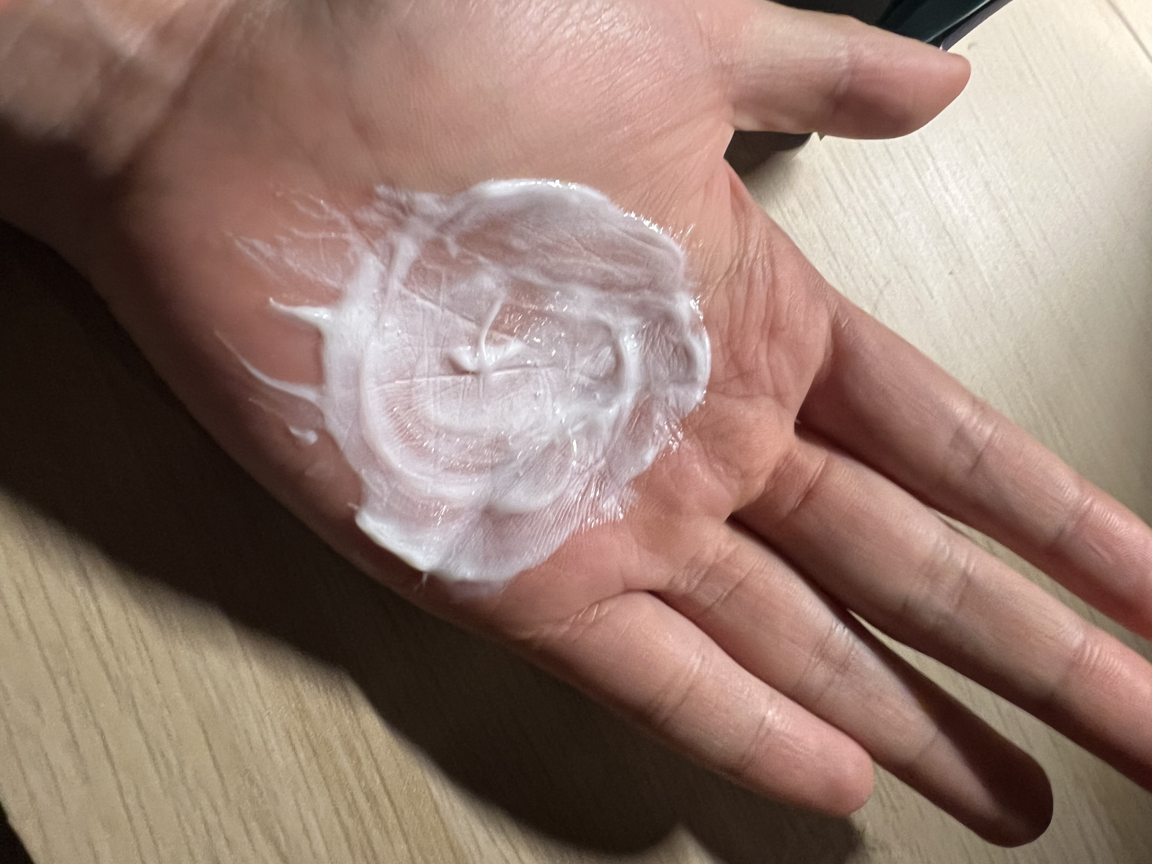 ナイトコラーゲンシャンプーミッドナイトフォレスト/treecell/市販シャンプーを使ったクチコミ（3枚目）