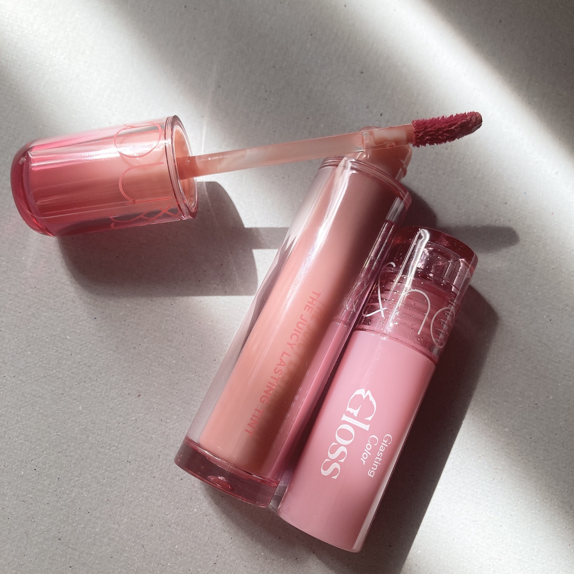 グラスティングカラーグロス/rom&nd/リップグロスを使ったクチコミ（1枚目）