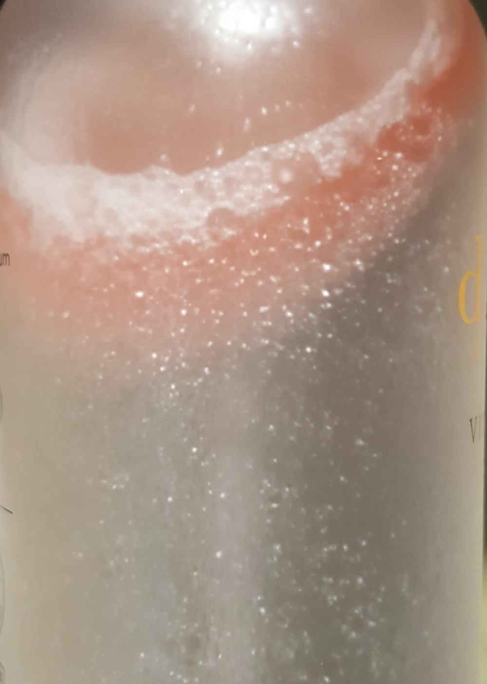 ダルバ ダルバ ホワイトトリュフバイタルスプレーセラムのクチコミ「d'Alba
ホワイトトリュフ バイタルスプレーセラム　　　100ml

ホワイトトリュフと植.....」（3枚目）