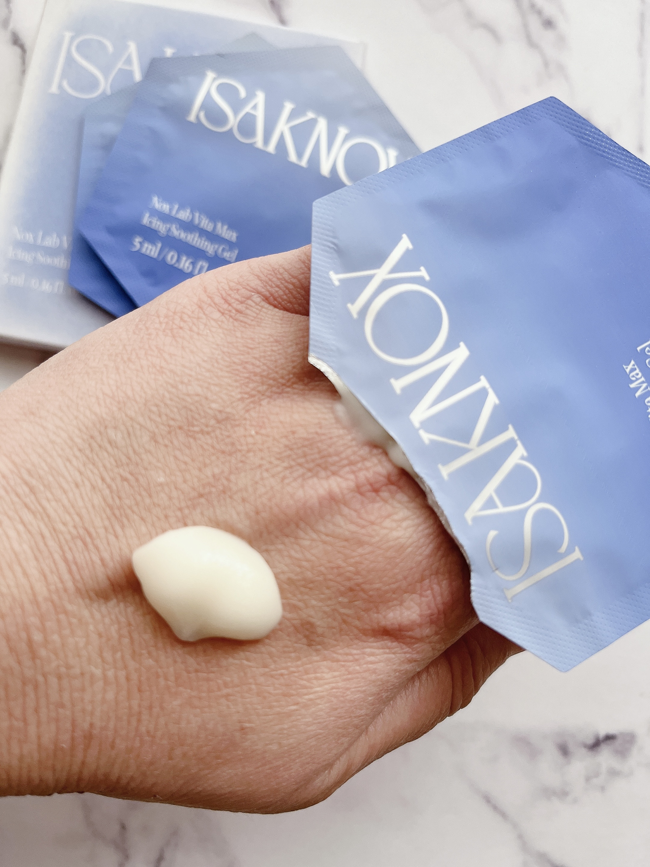 NOX LAB ビタマックス アイシング スージングジェル/ISAKNOX(イザノックス)/フェイスクリームを使ったクチコミ（2枚目）