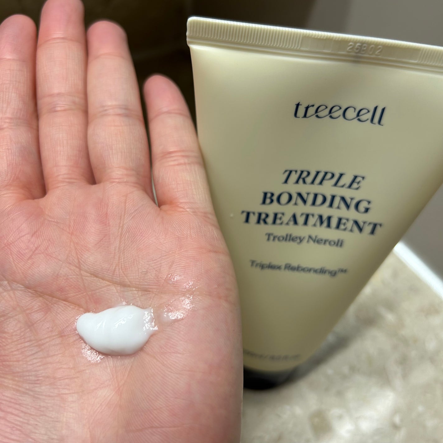 ナイトコラーゲンシャンプーミッドナイトフォレスト/treecell/市販シャンプーを使ったクチコミ(5枚目)