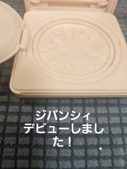 スキン PFCT コンパクト クリーム N/GIVENCHY/化粧下地を使ったクチコミ(1枚目)