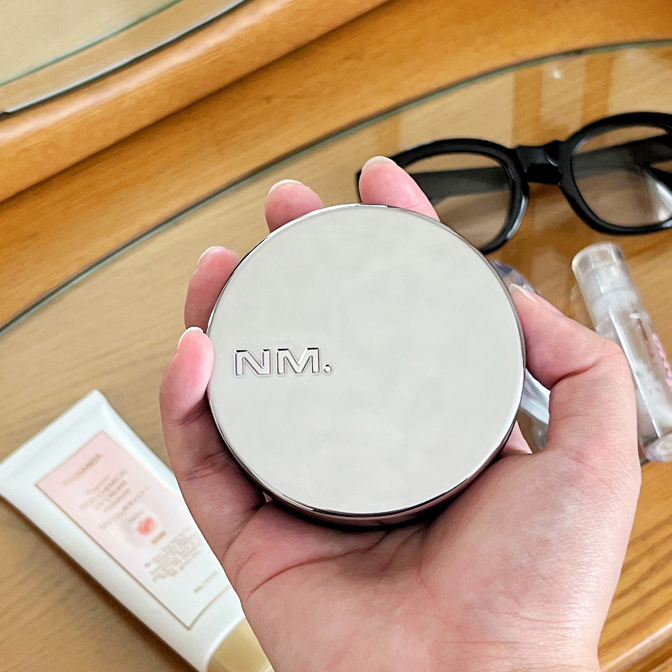 プリズム・リーブル・スキンケアリング・コレクター/GIVENCHY/化粧下地を使ったクチコミ（3枚目）