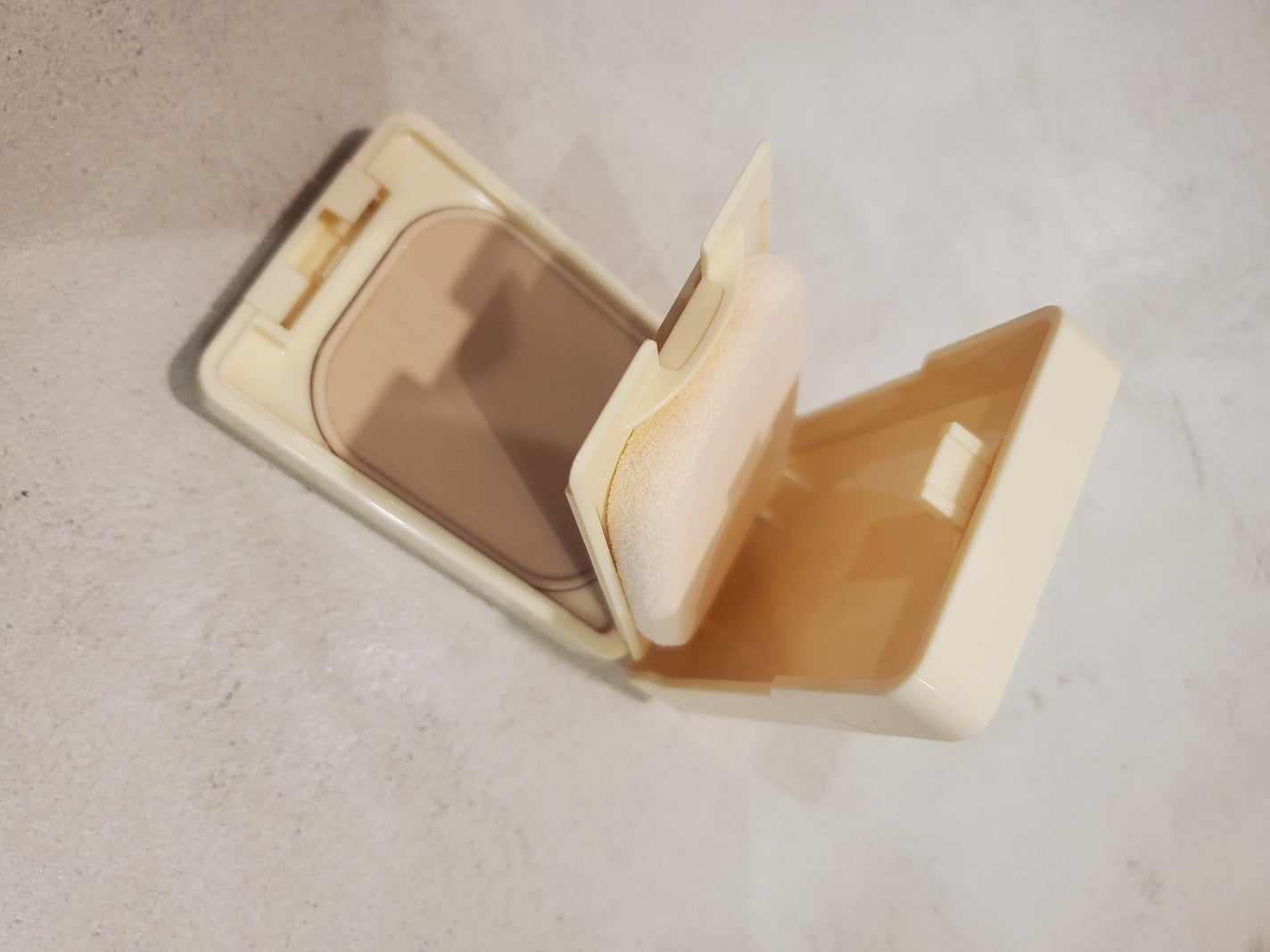 UV パウダー ファンデーション/ちふれ/パウダーファンデーションを使ったクチコミ(3枚目)