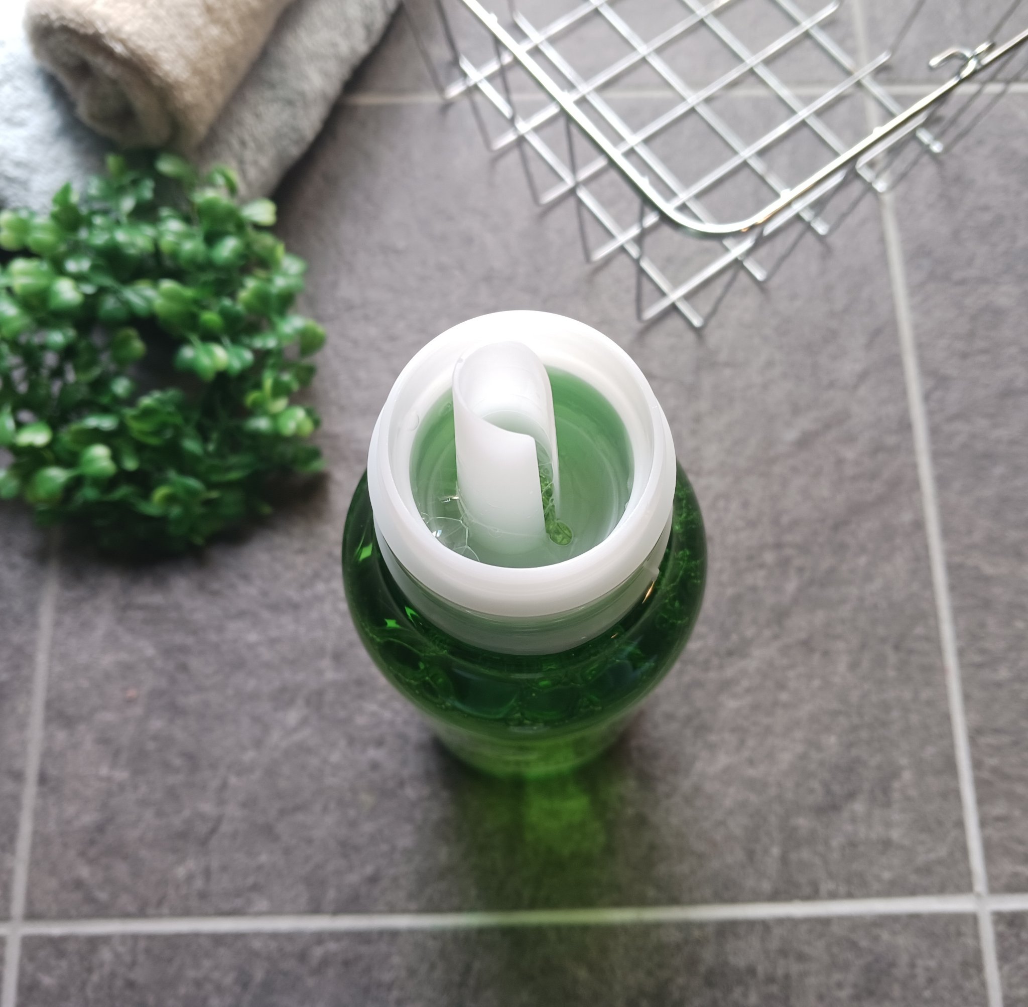 ハッピーエレファント 液体洗たく用洗剤 コンパクトタイプ/サラヤ/洗濯洗剤を使ったクチコミ（2枚目）