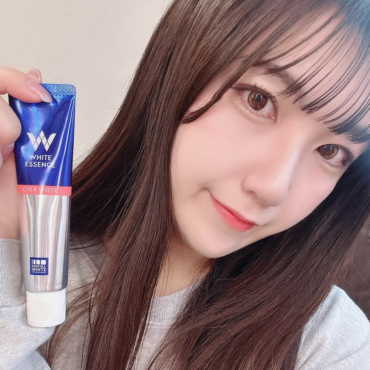 ホワイトエッセンス シェールホワイトのクチコミ「#gifted 🤍︎
by @whiteessence_we 🪥ෆ˚*

👀💭シンプルだけど、.....」（3枚目）