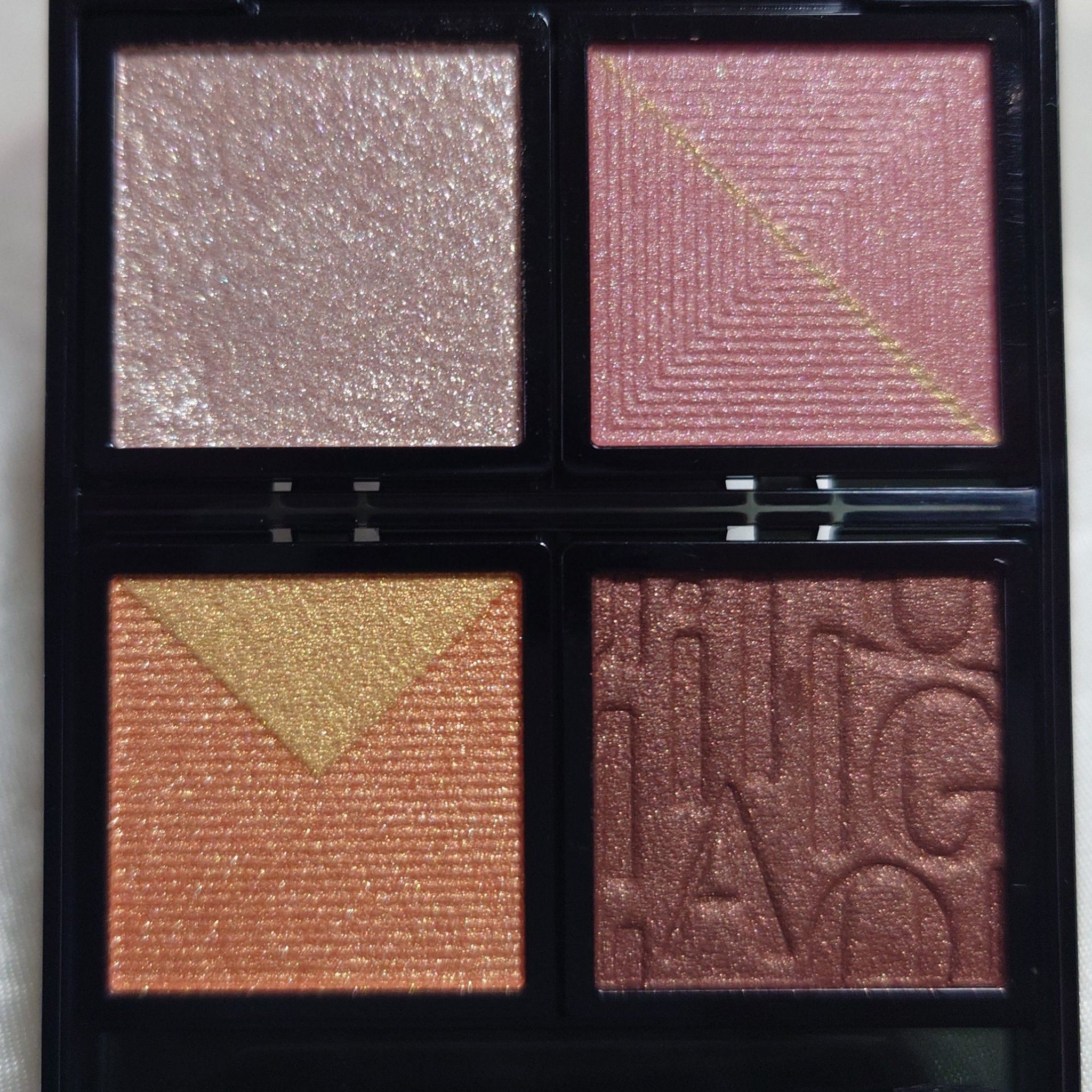 カスタマイズアイカラーアソート/マキアージュ/アイシャドウパレットを使ったクチコミ（2枚目）